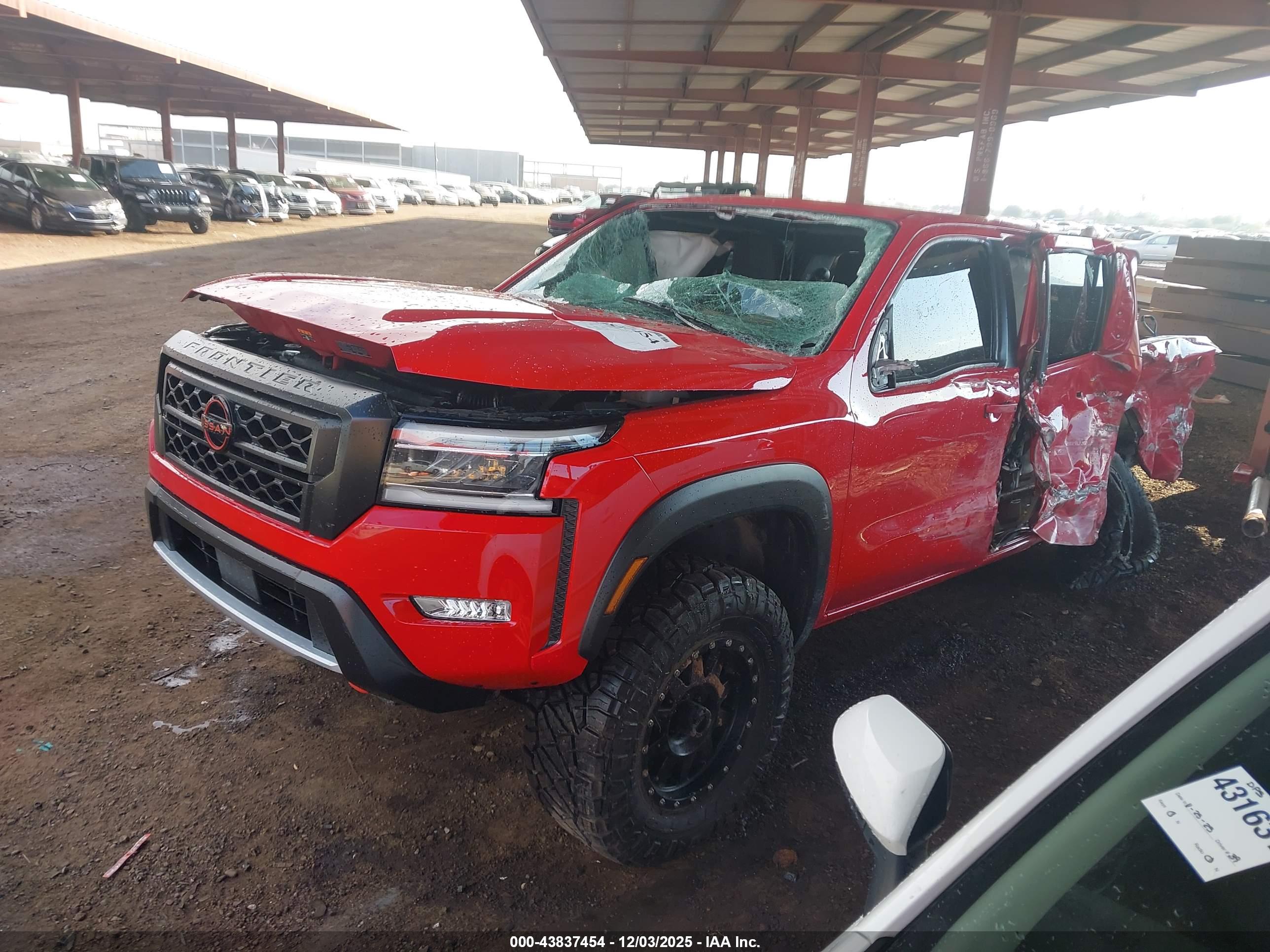 NISSAN FRONTIER image 2