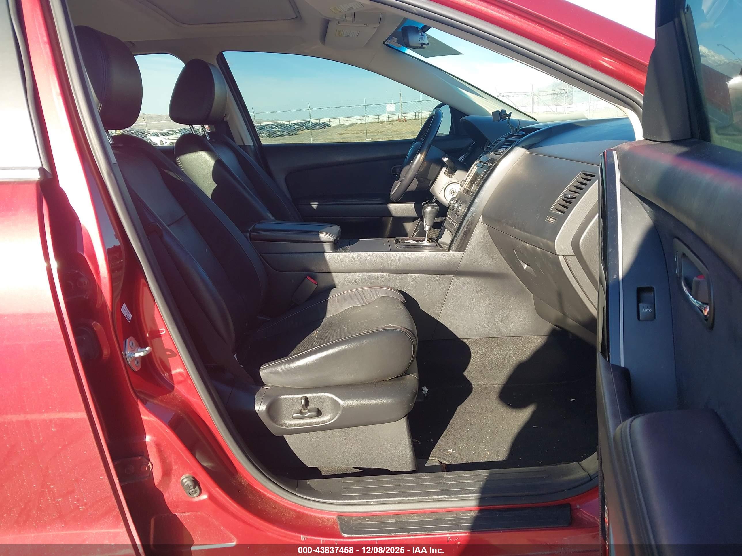 MAZDA CX-9 image 5
