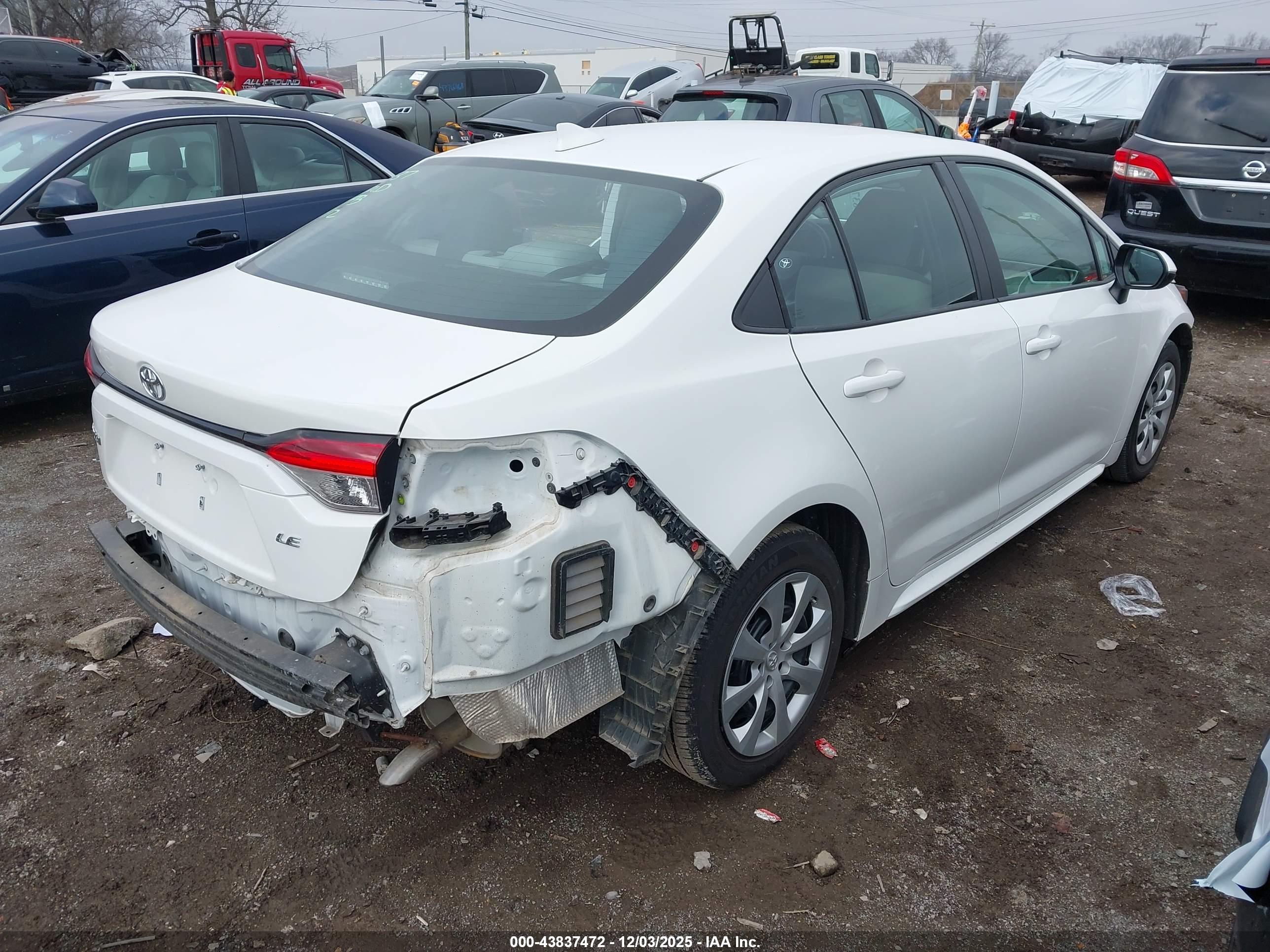 TOYOTA COROLLA image 4