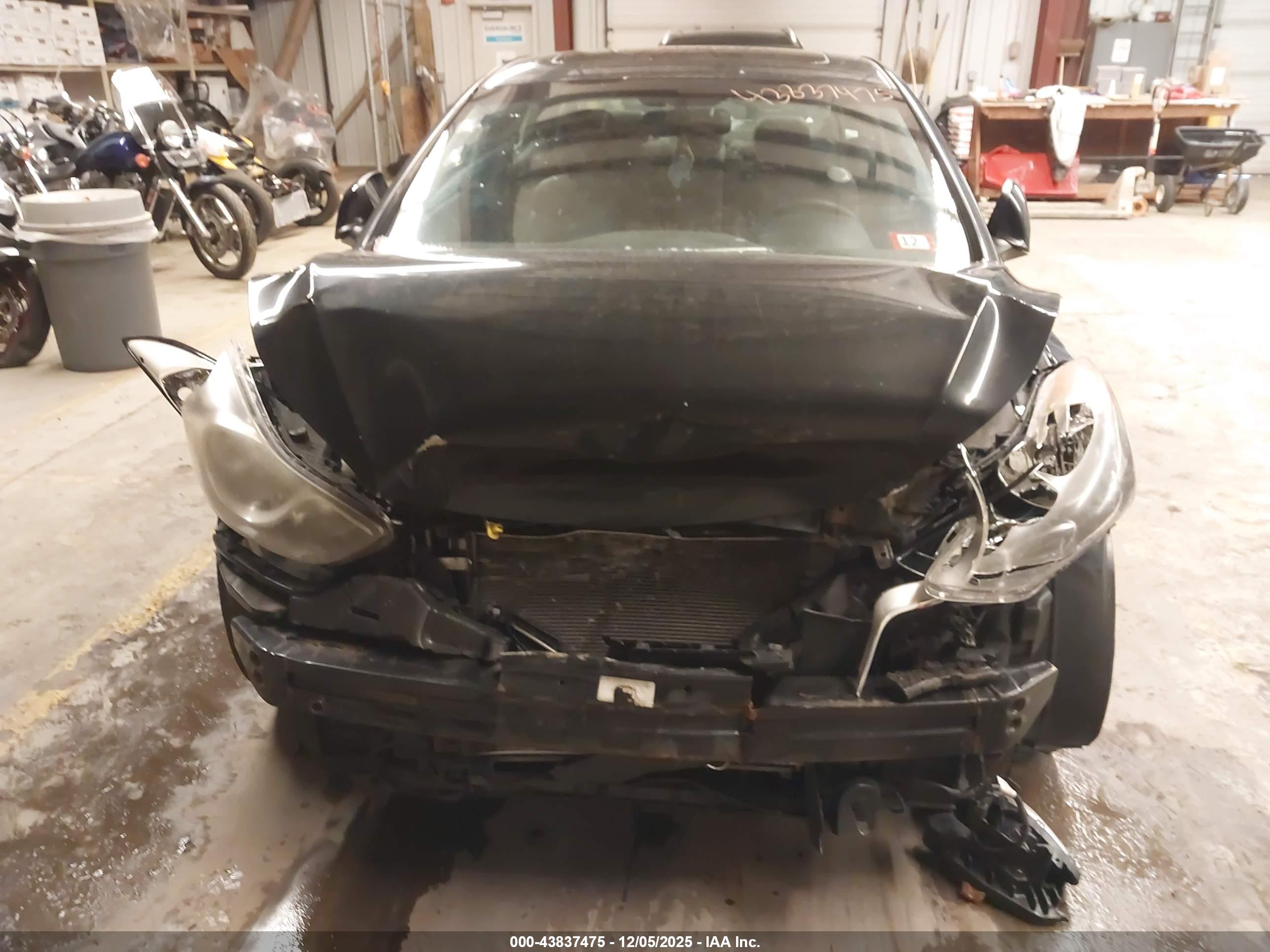 HYUNDAI ELANTRA image 6