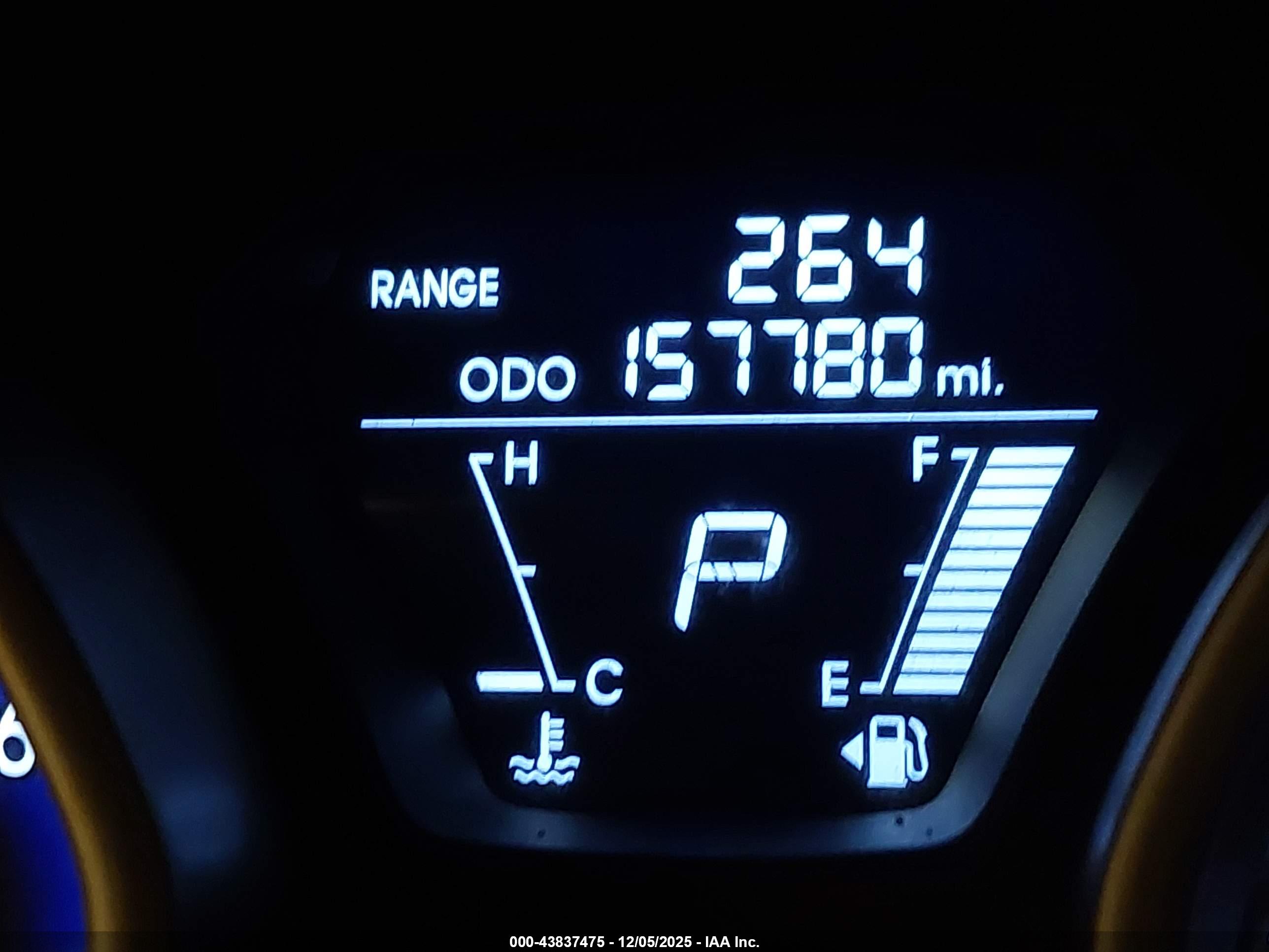 HYUNDAI ELANTRA image 7