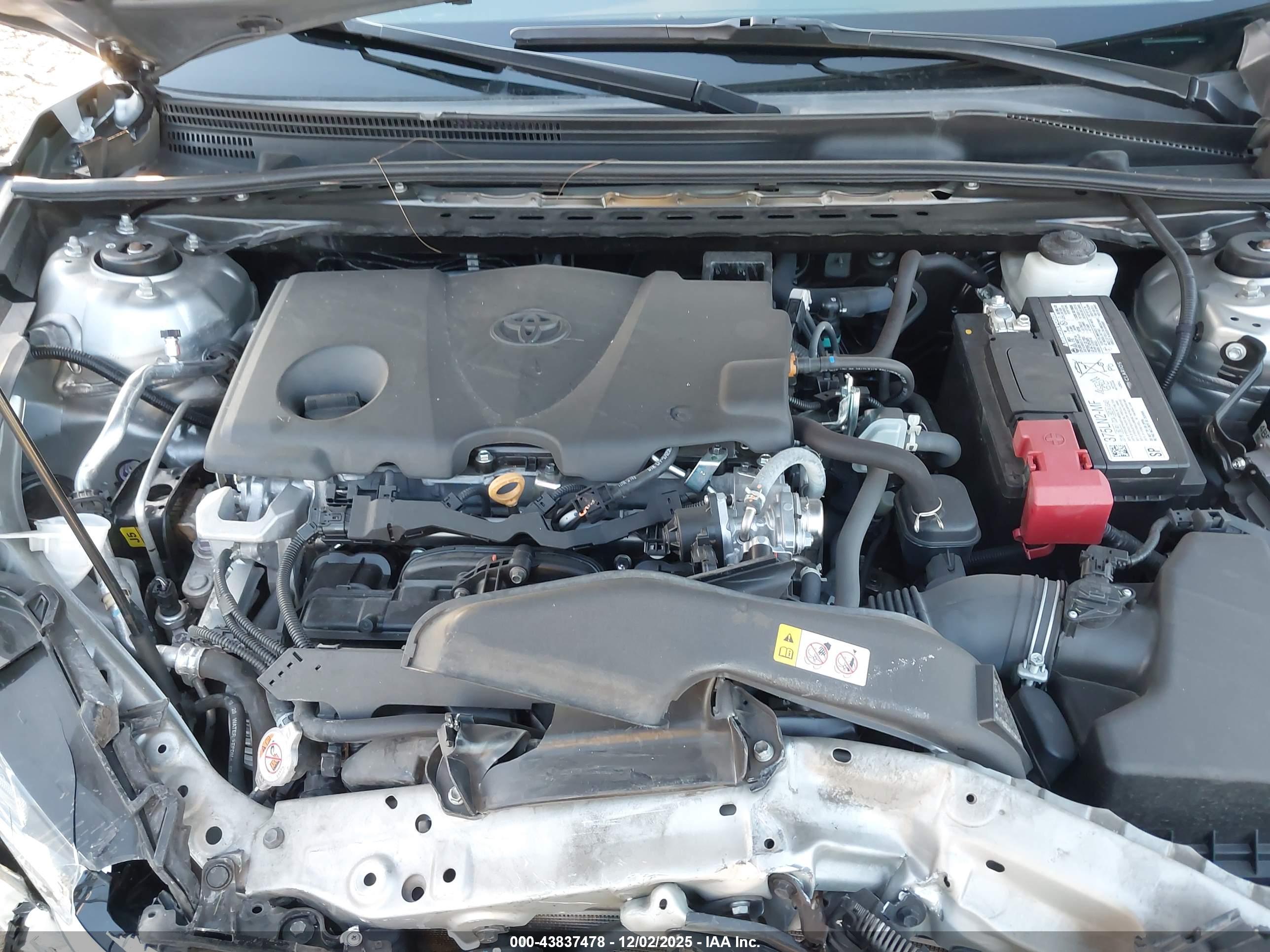 TOYOTA CAMRY image 10