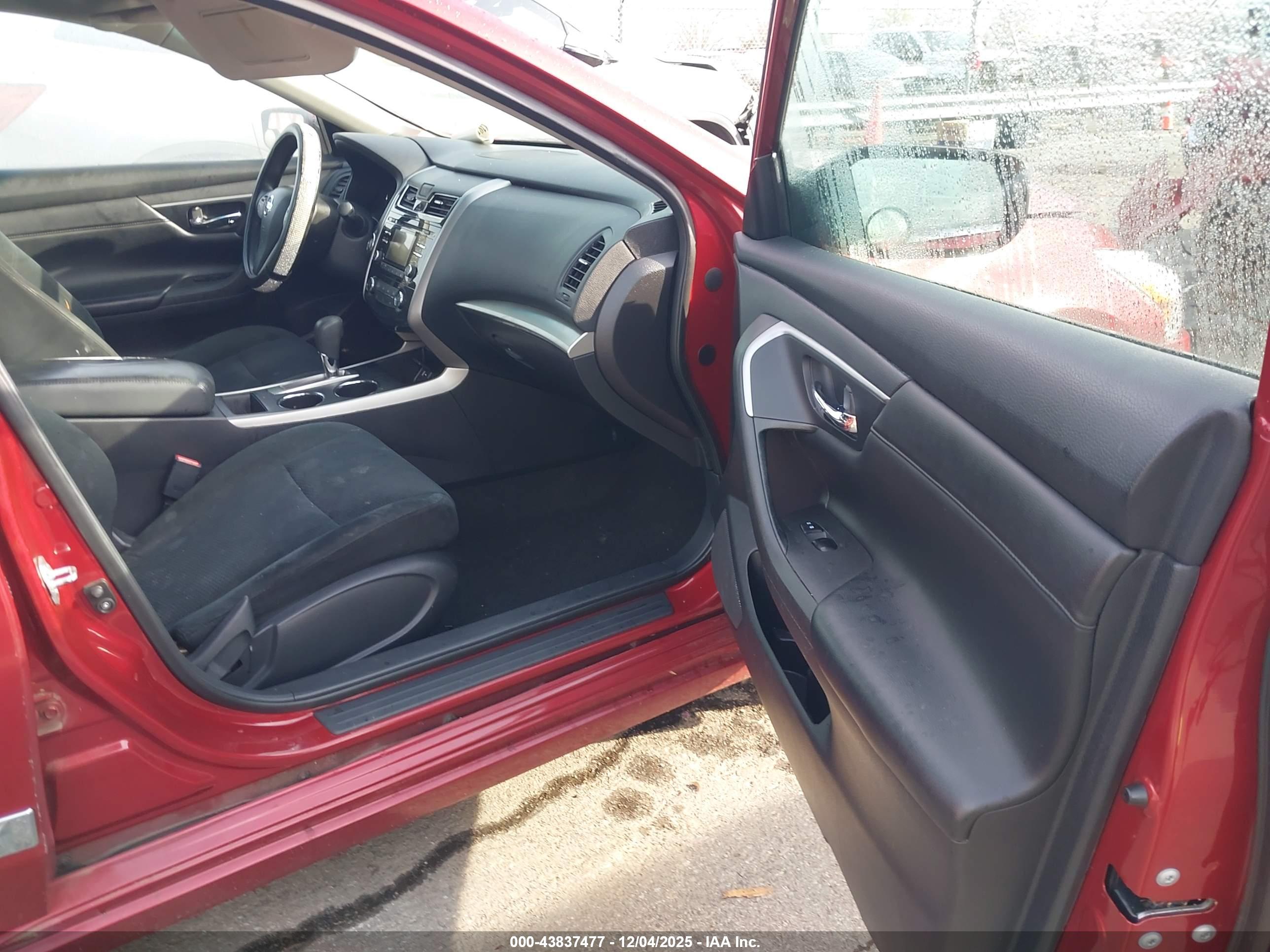 NISSAN ALTIMA image 5