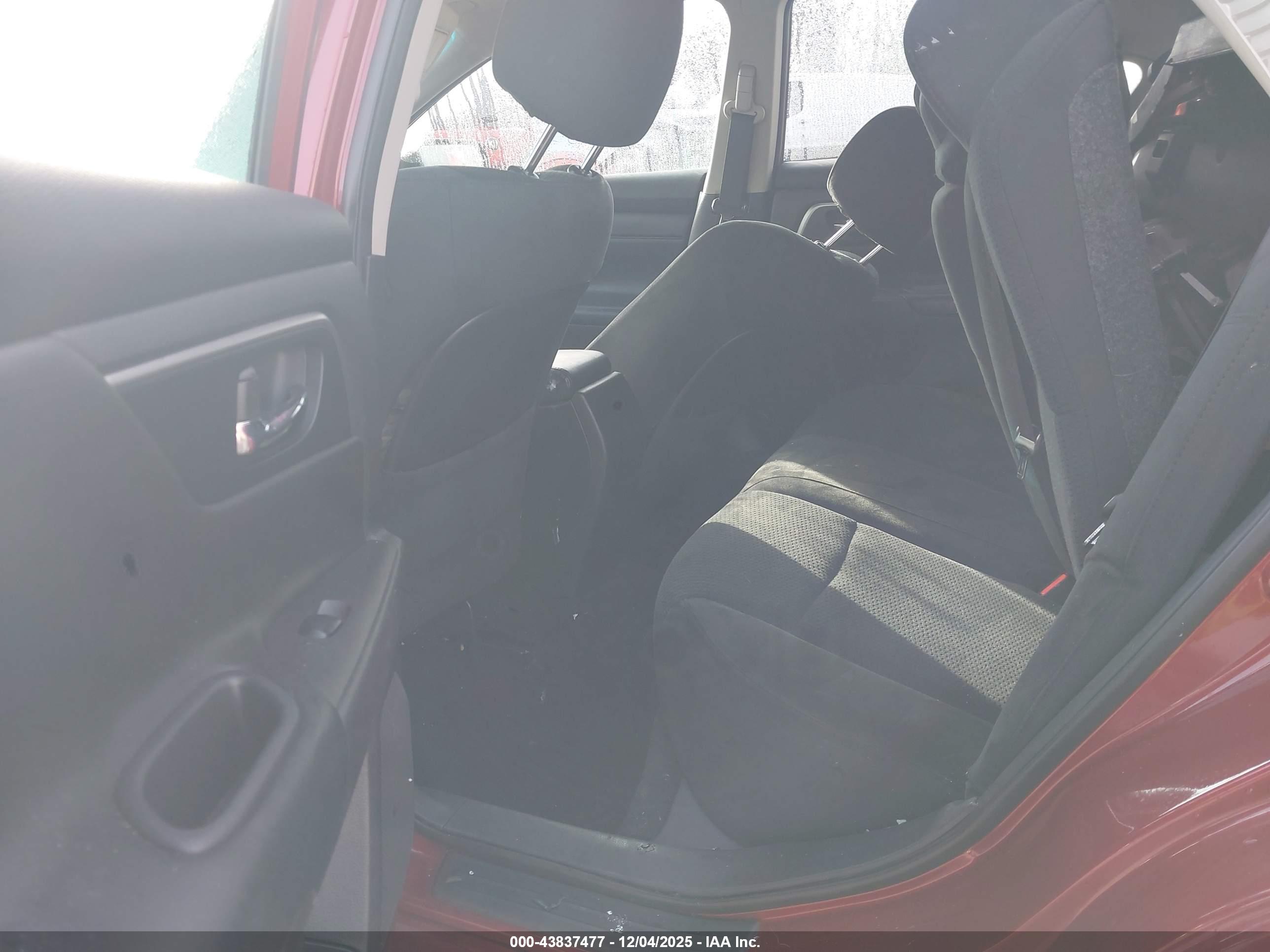NISSAN ALTIMA image 8