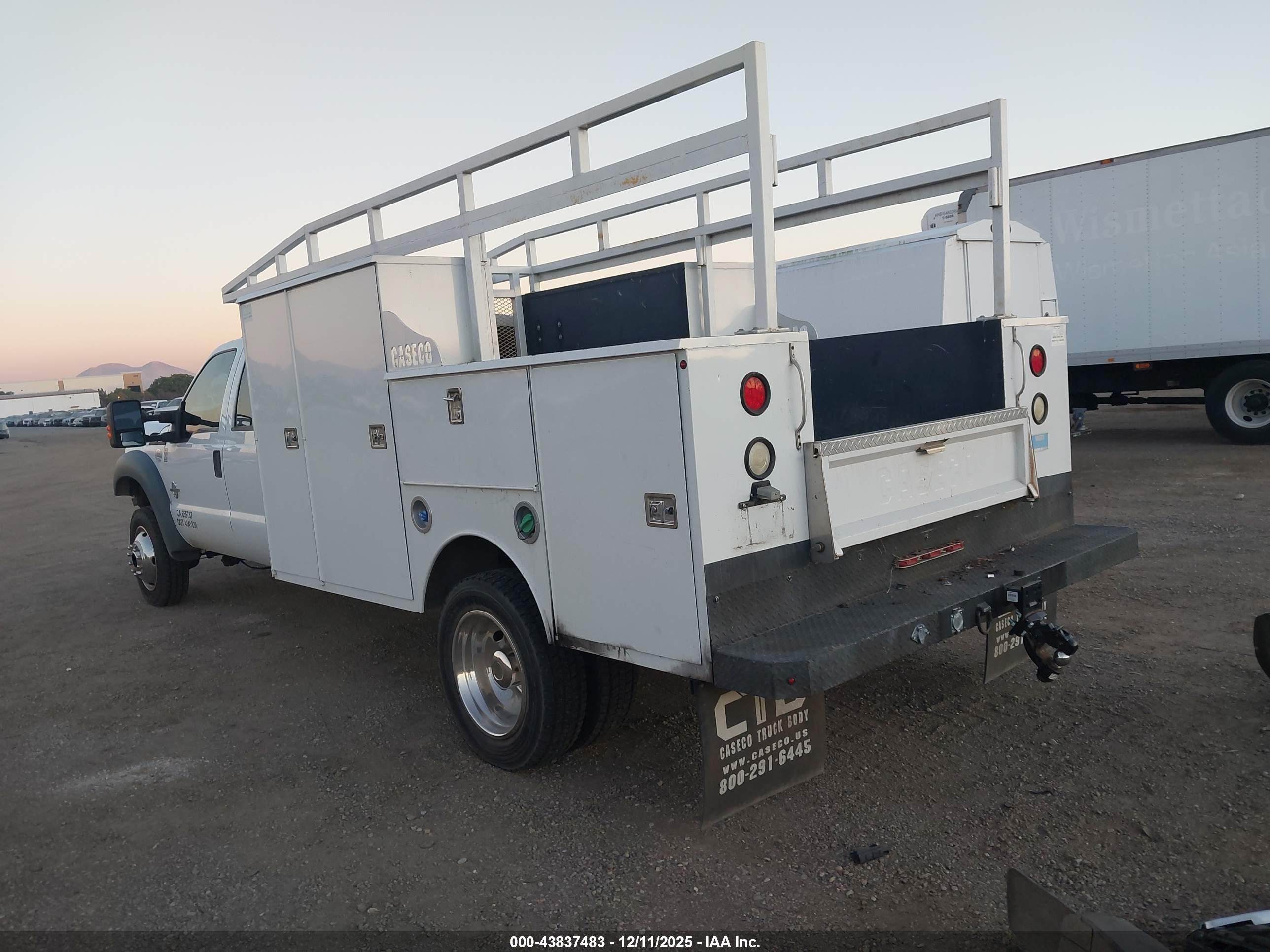 FORD F-450 image 3