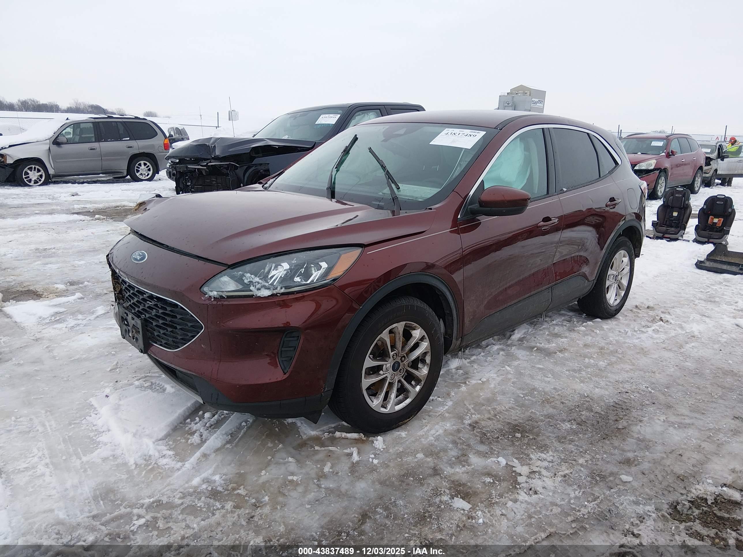 FORD ESCAPE image 2