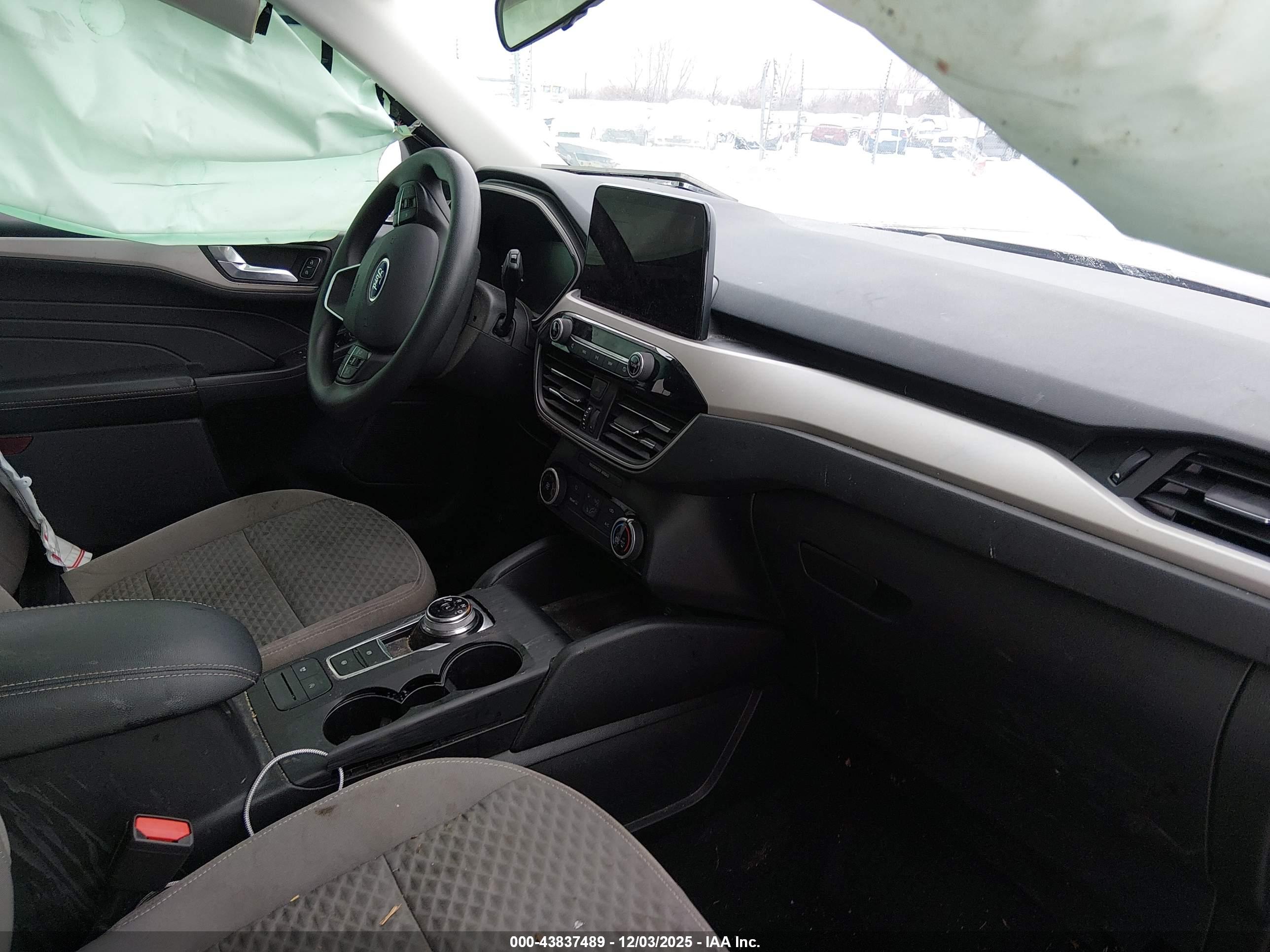 FORD ESCAPE image 5