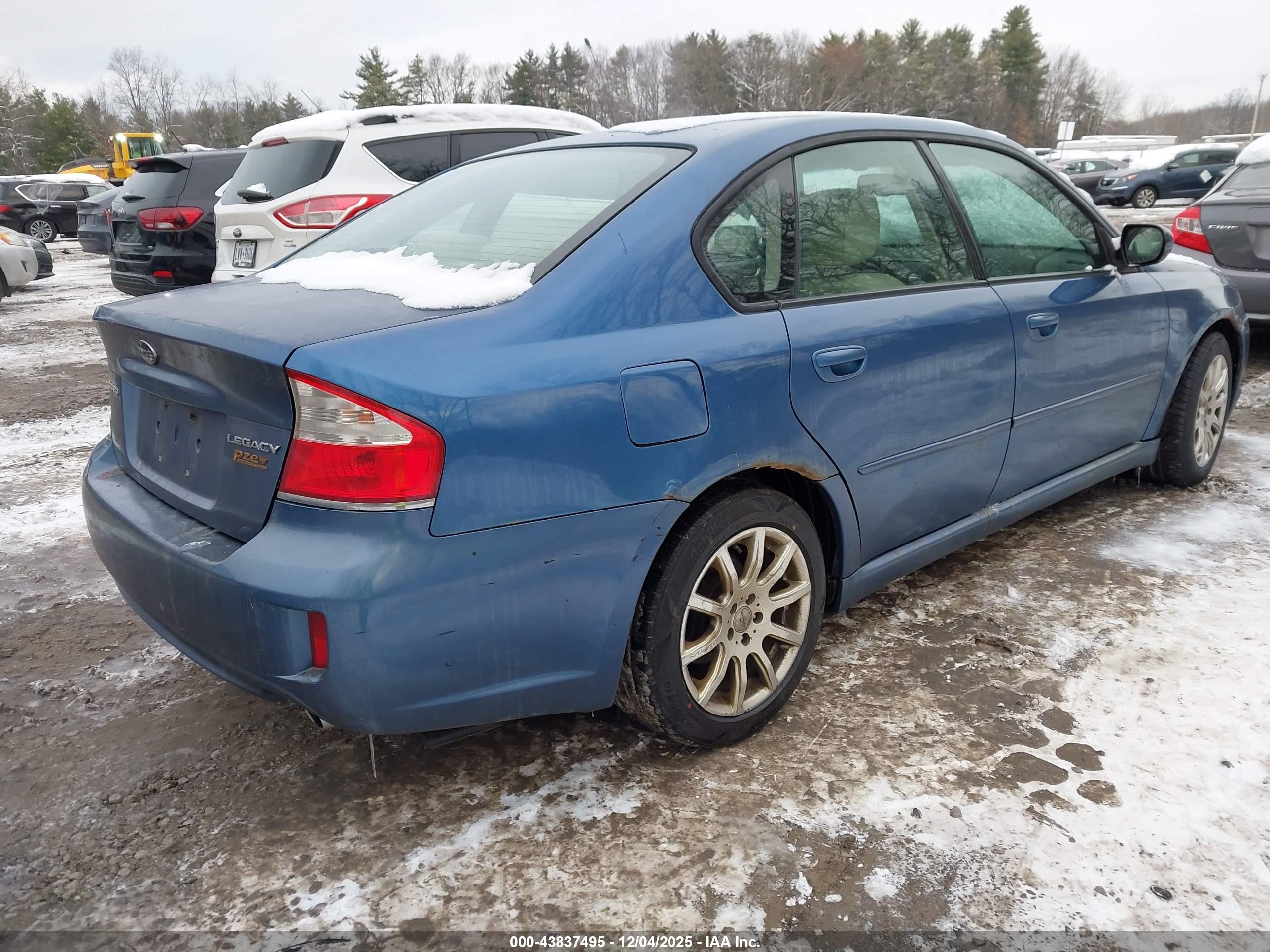 SUBARU LEGACY image 4