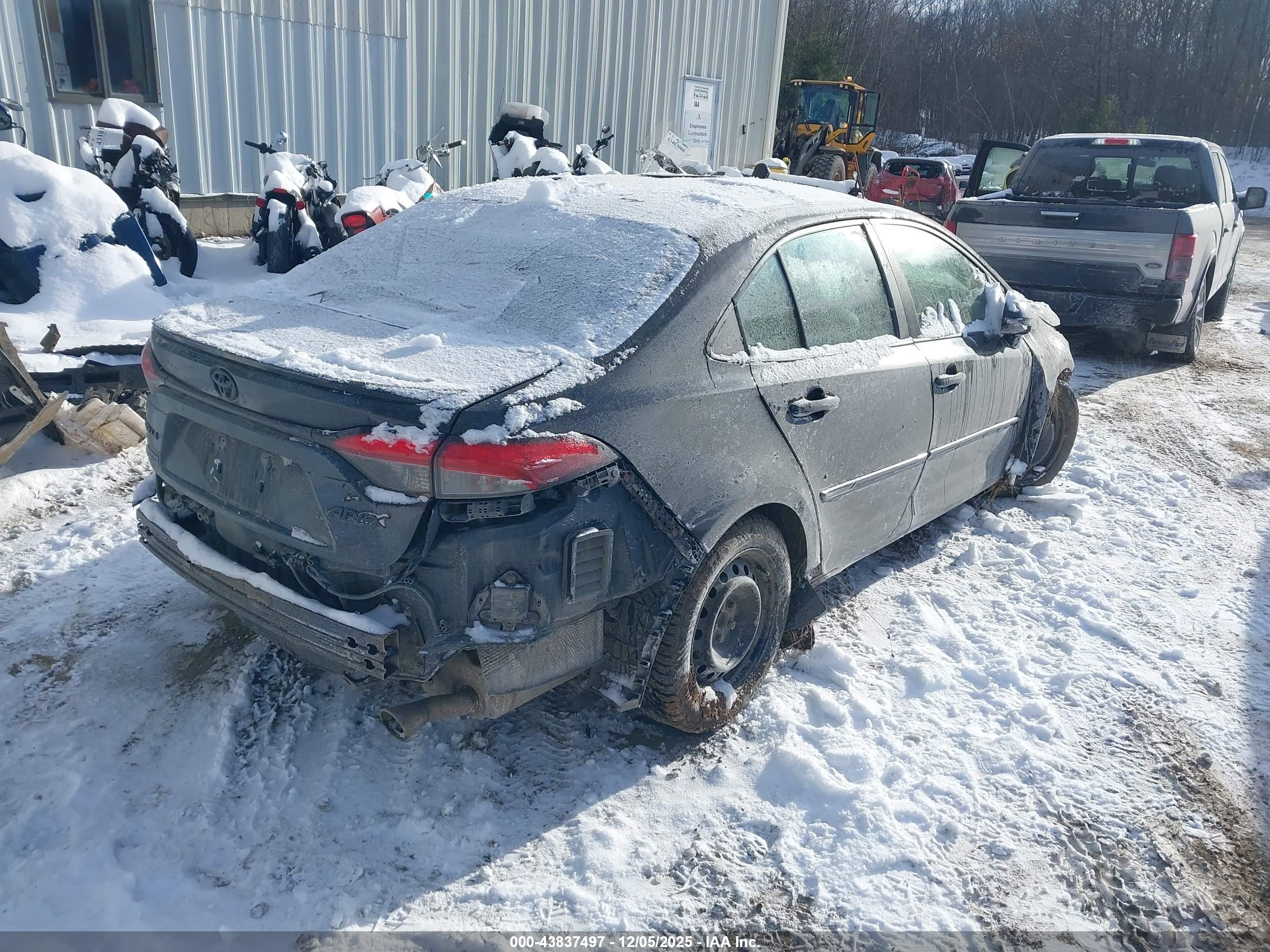 TOYOTA COROLLA image 4
