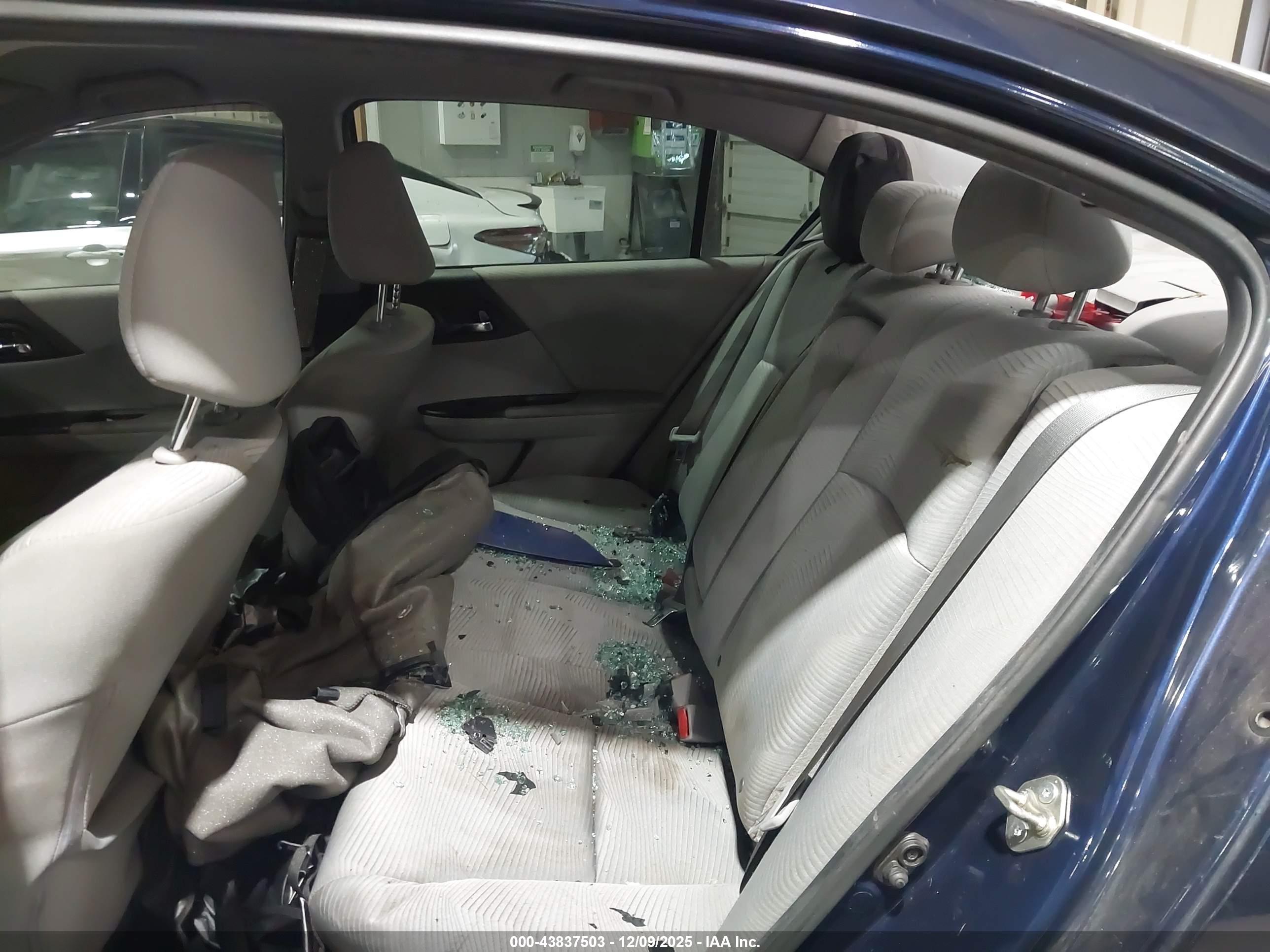 HONDA ACCORD image 8