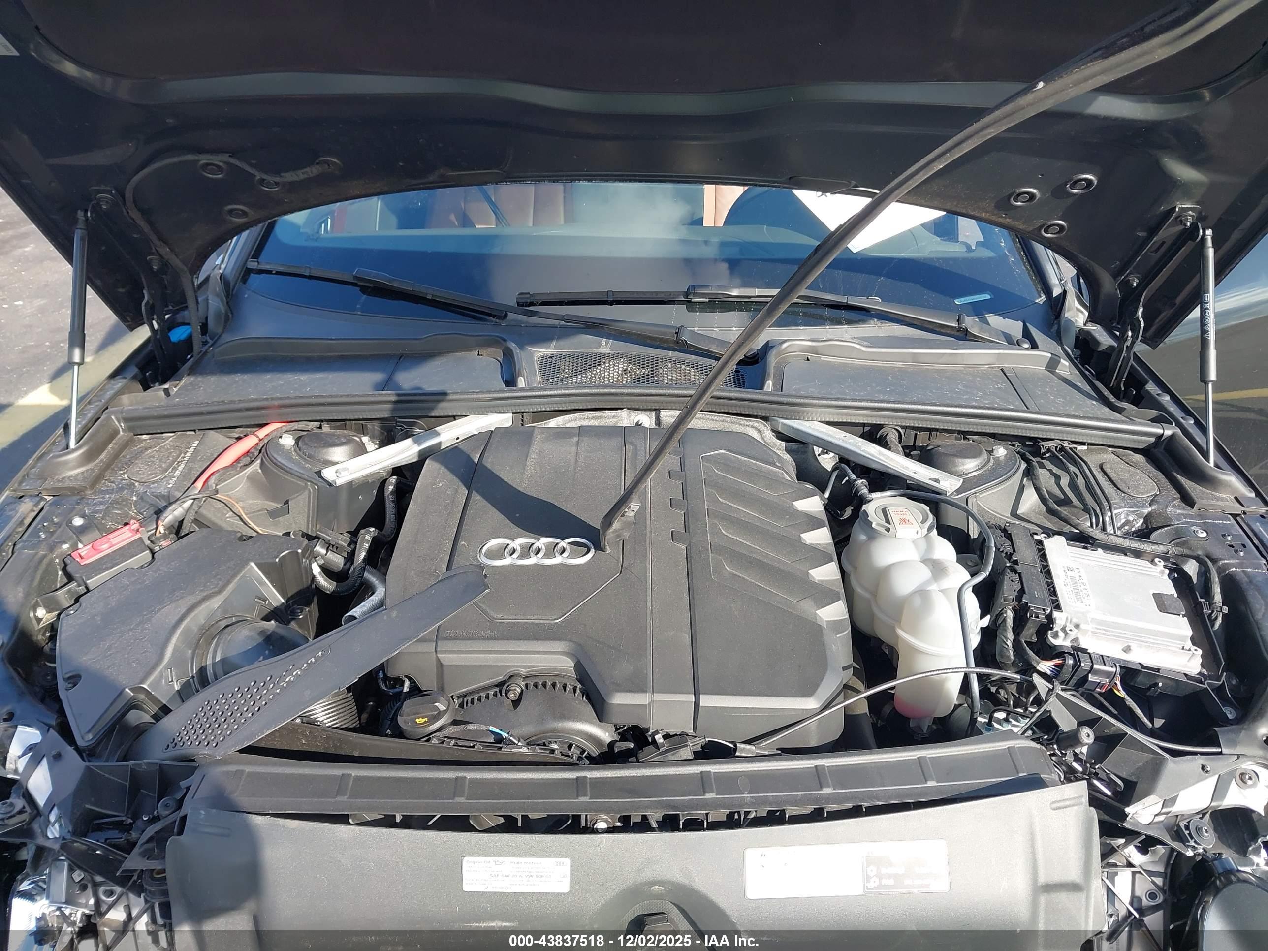 AUDI A4 image 10