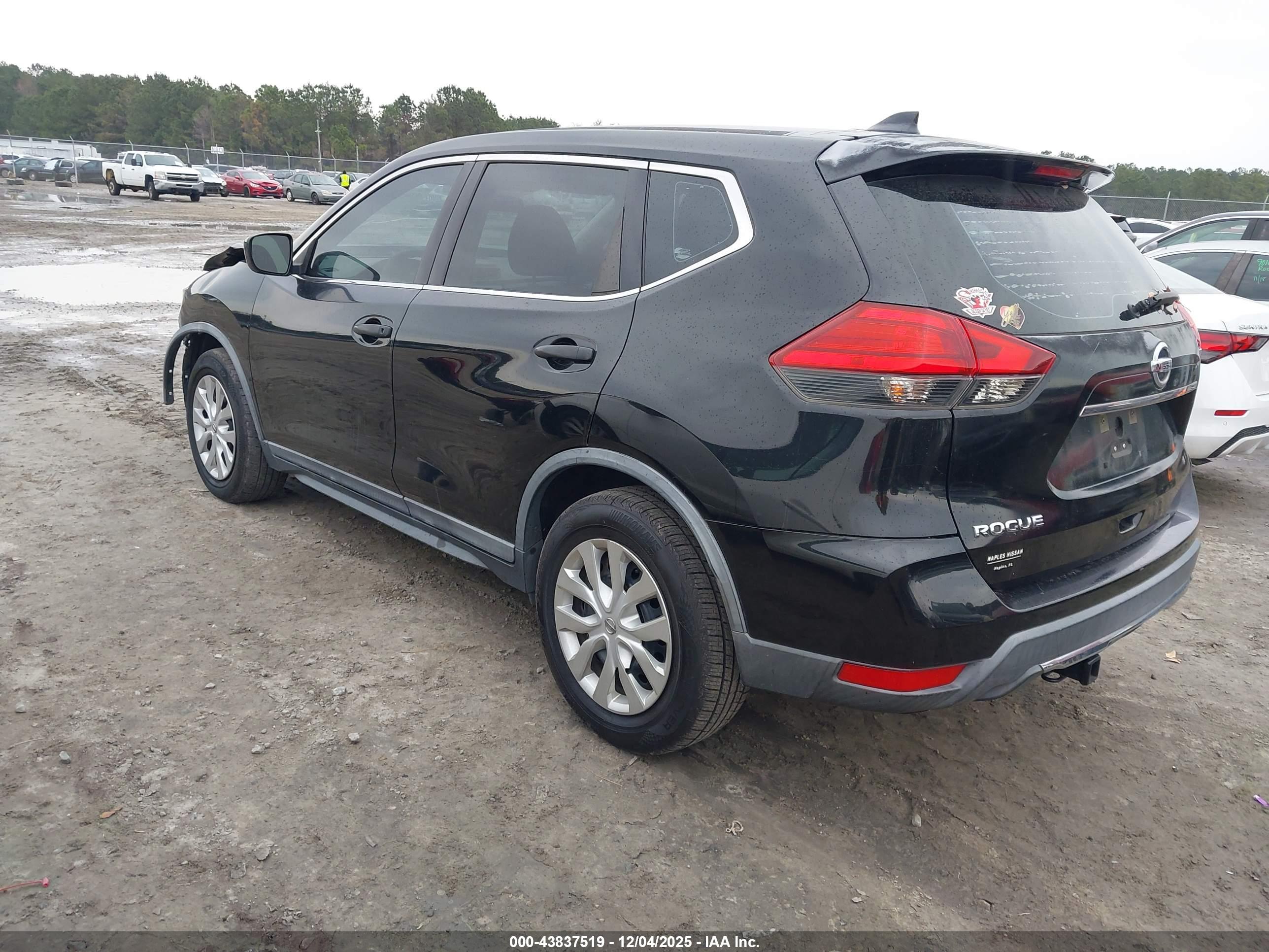 NISSAN ROGUE image 3