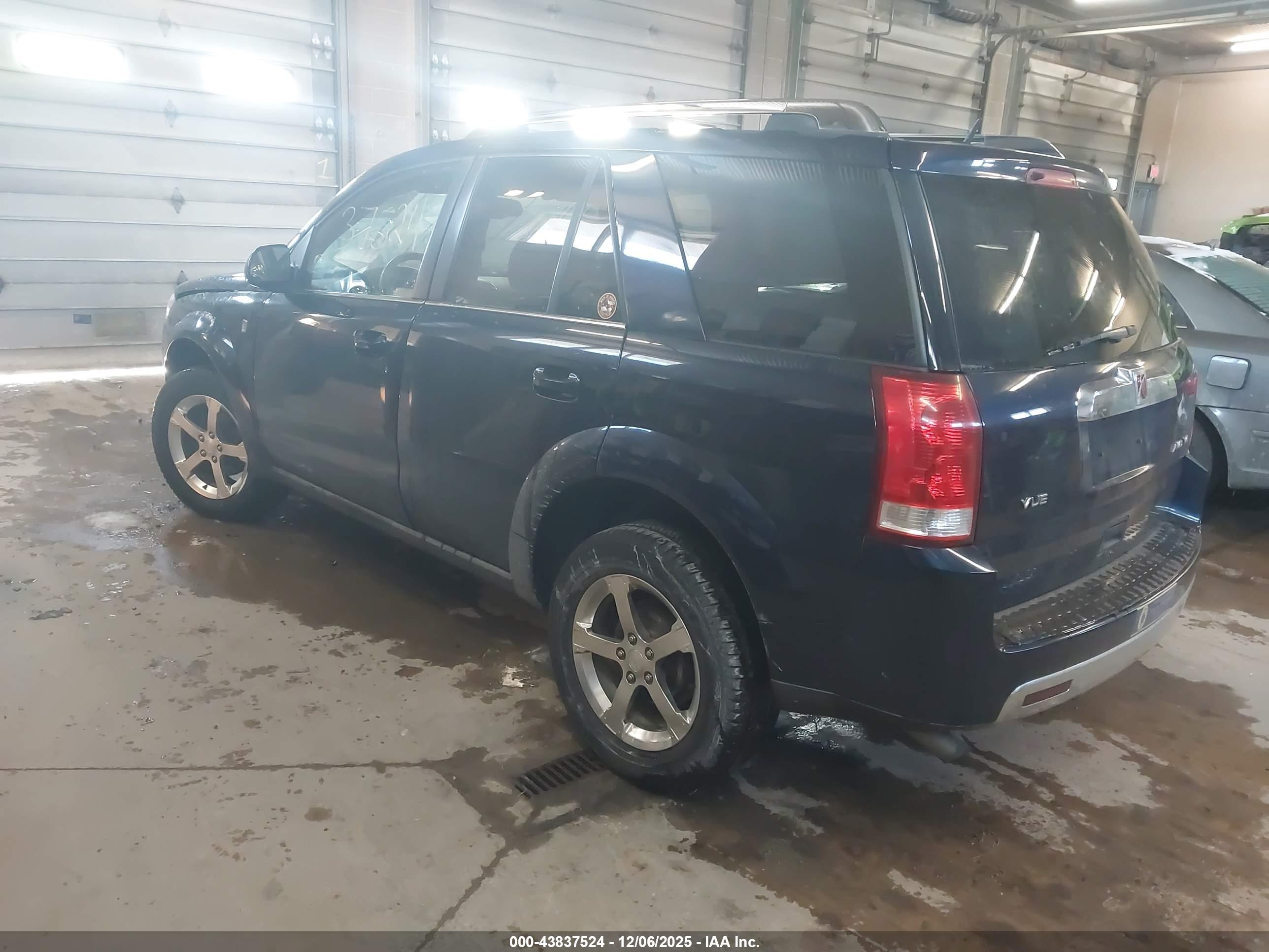 SATURN VUE image 3