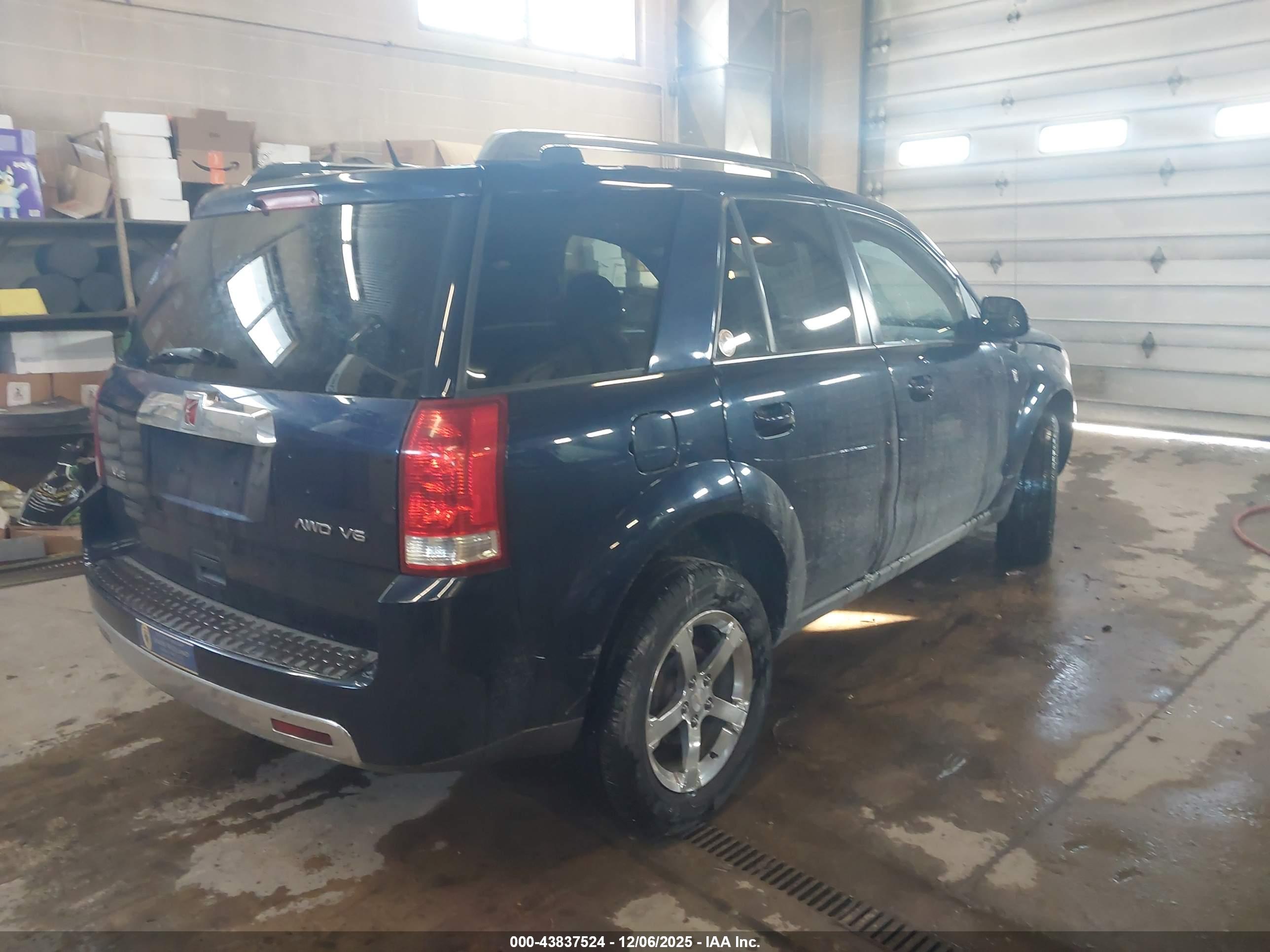 SATURN VUE image 4