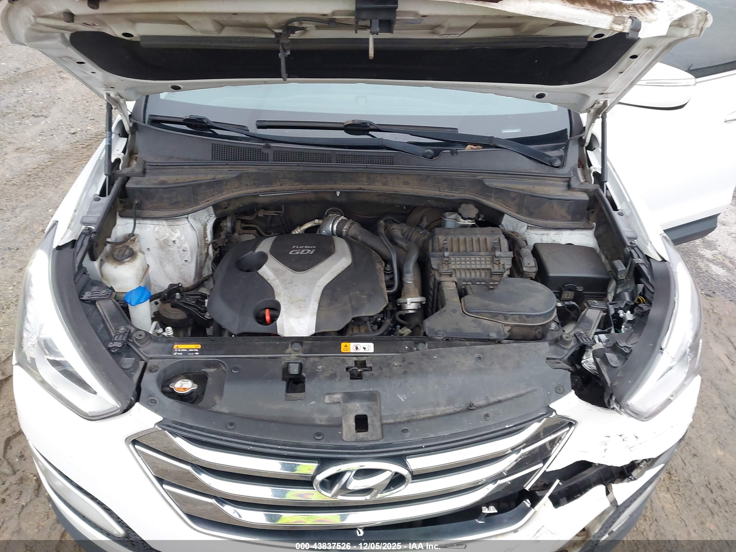 HYUNDAI SANTA image 10
