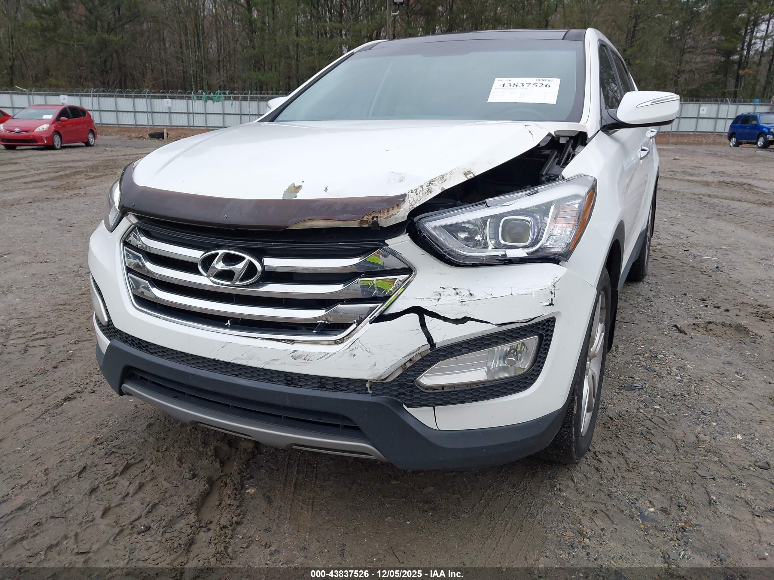 HYUNDAI SANTA image 6