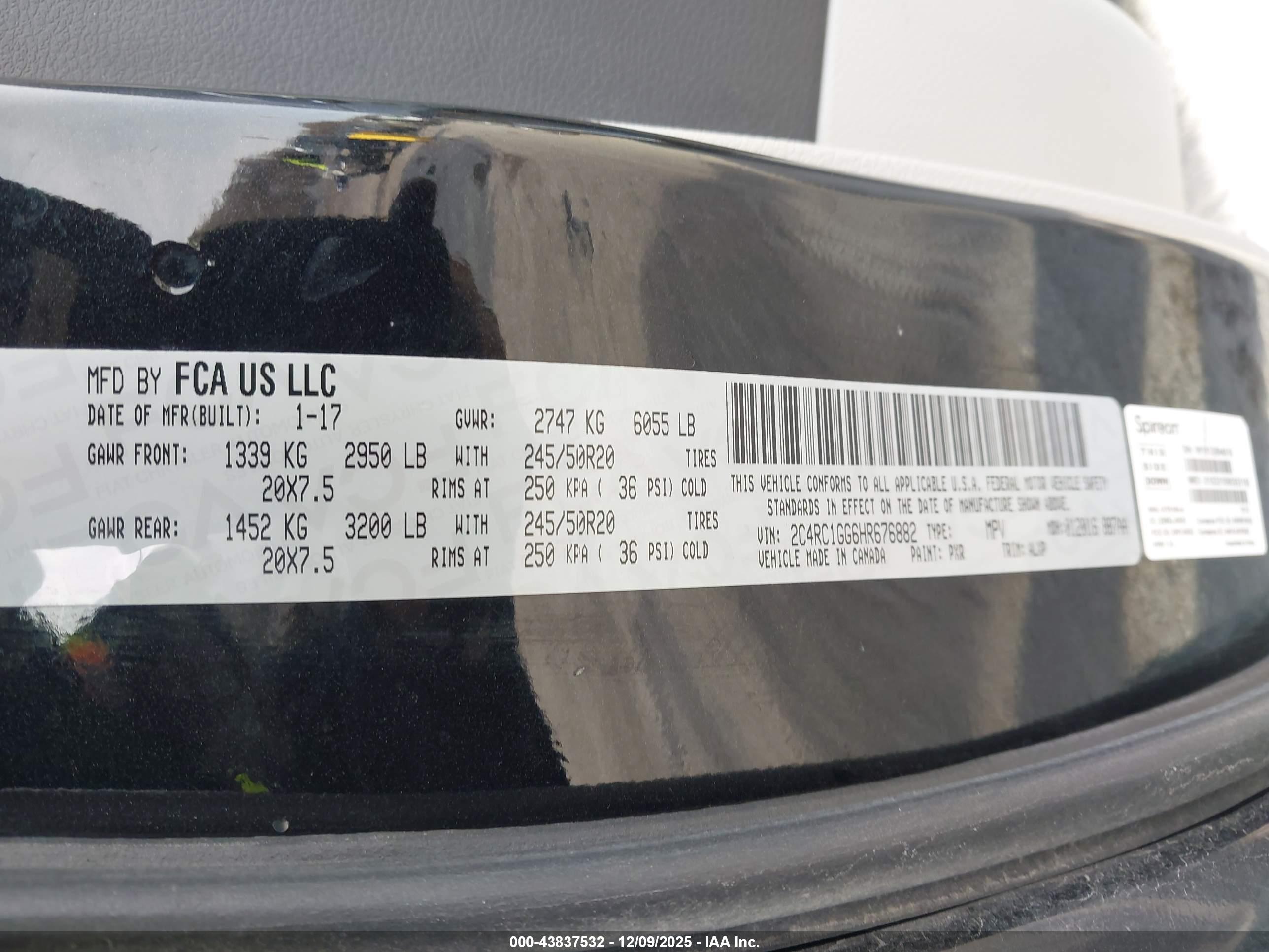 CHRYSLER PACIFICA image 9