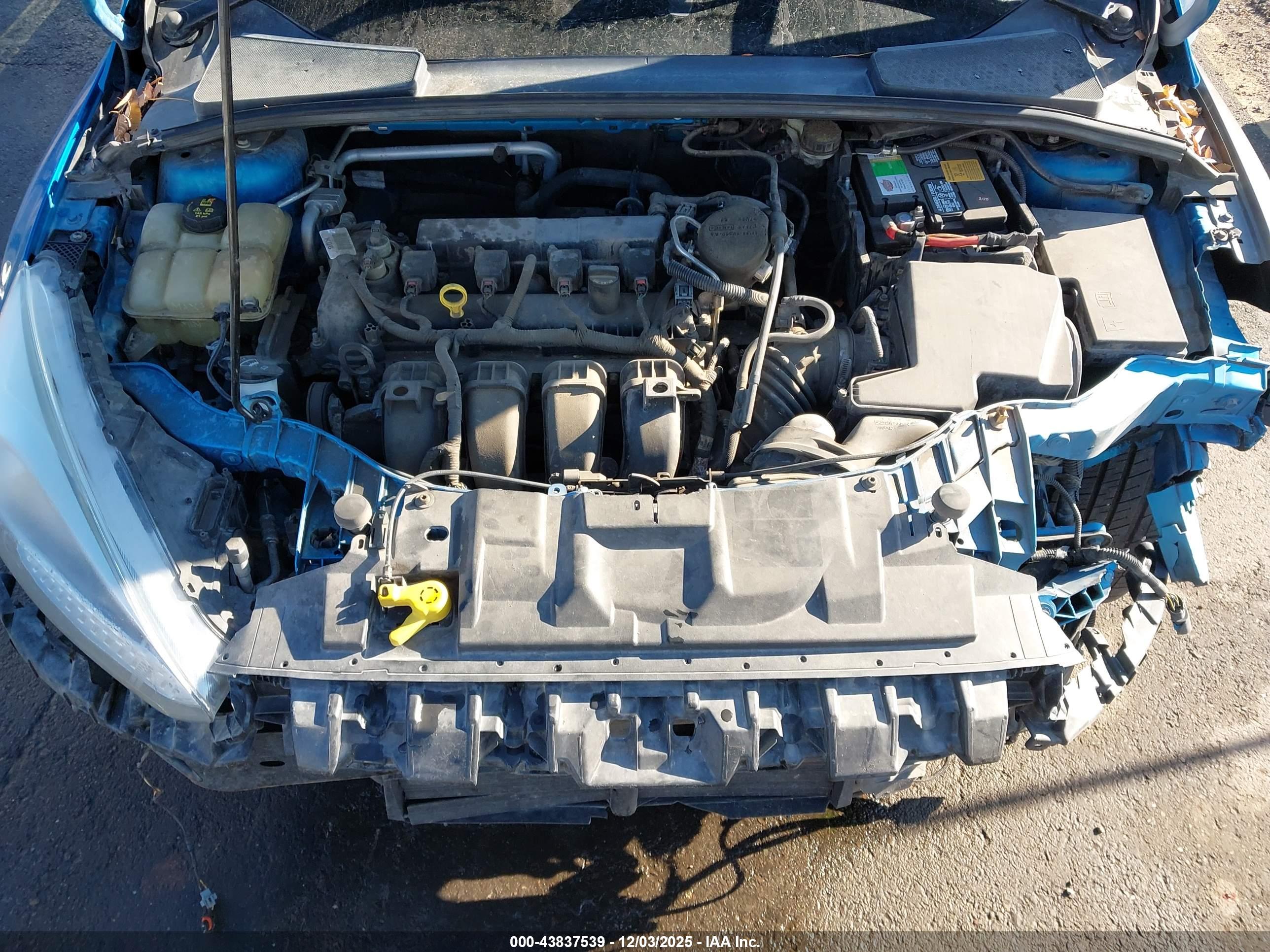 FORD FOCUS image 10