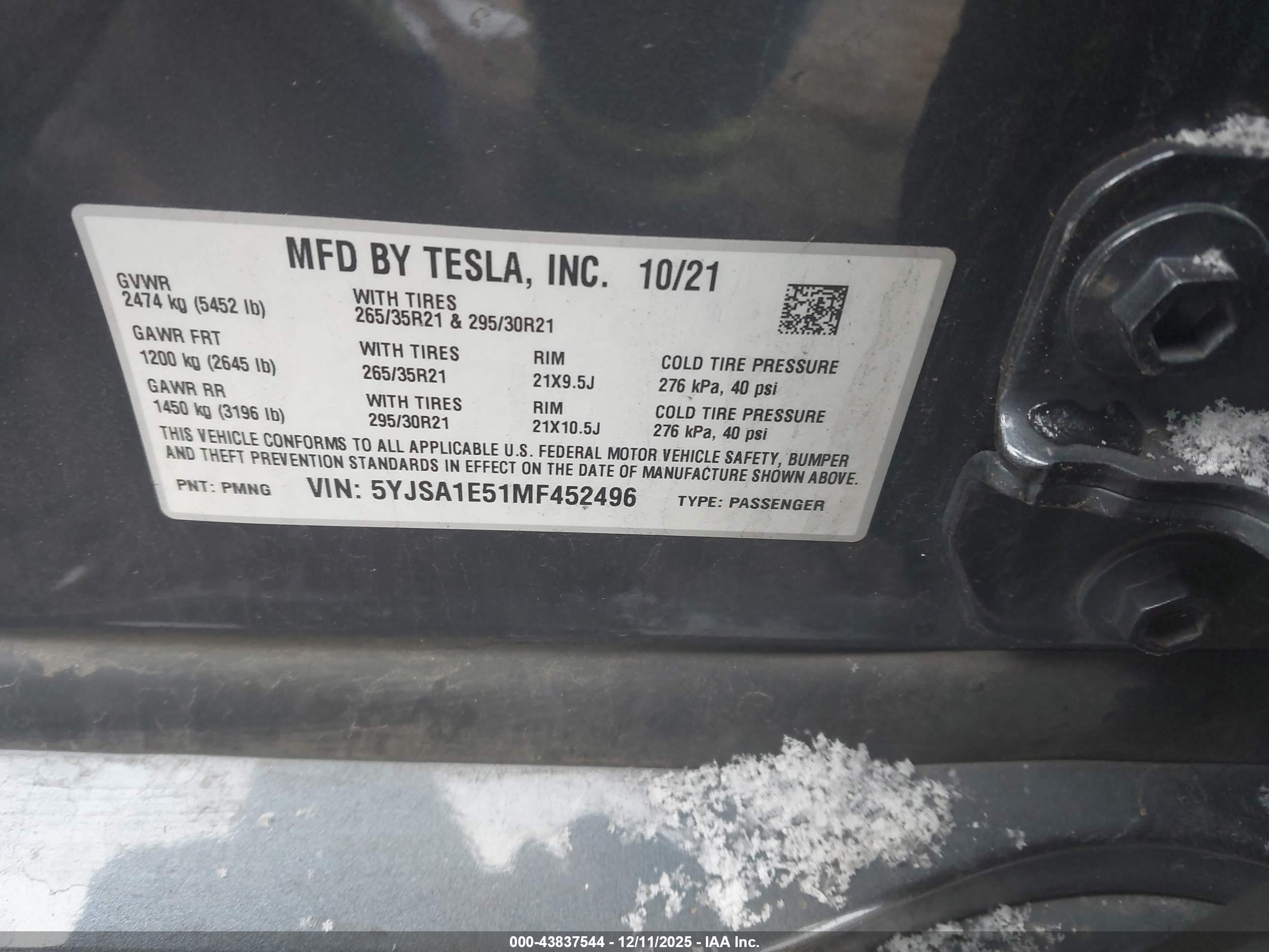 TESLA MODEL image 9