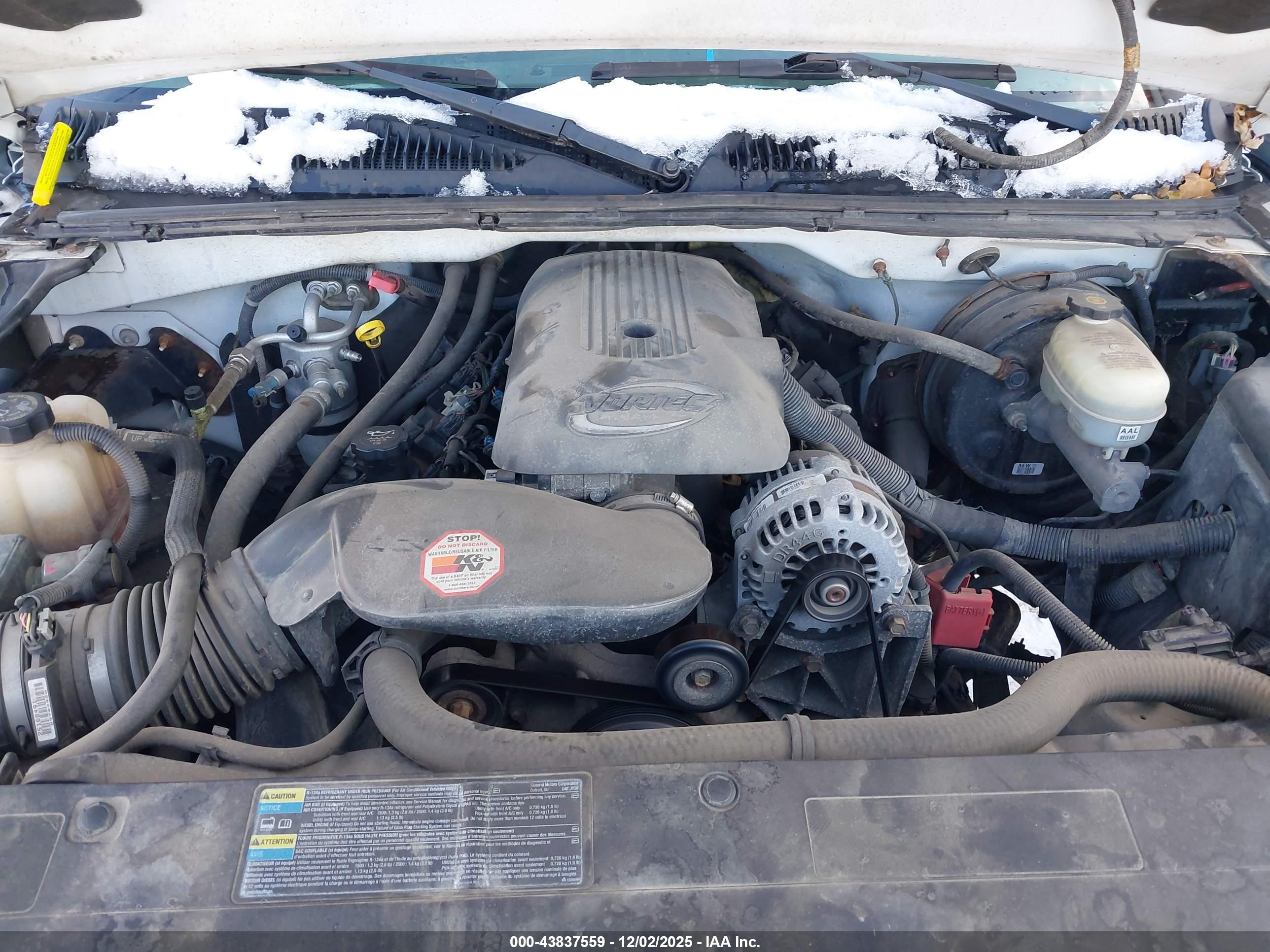 CHEVROLET SILVERADO image 10