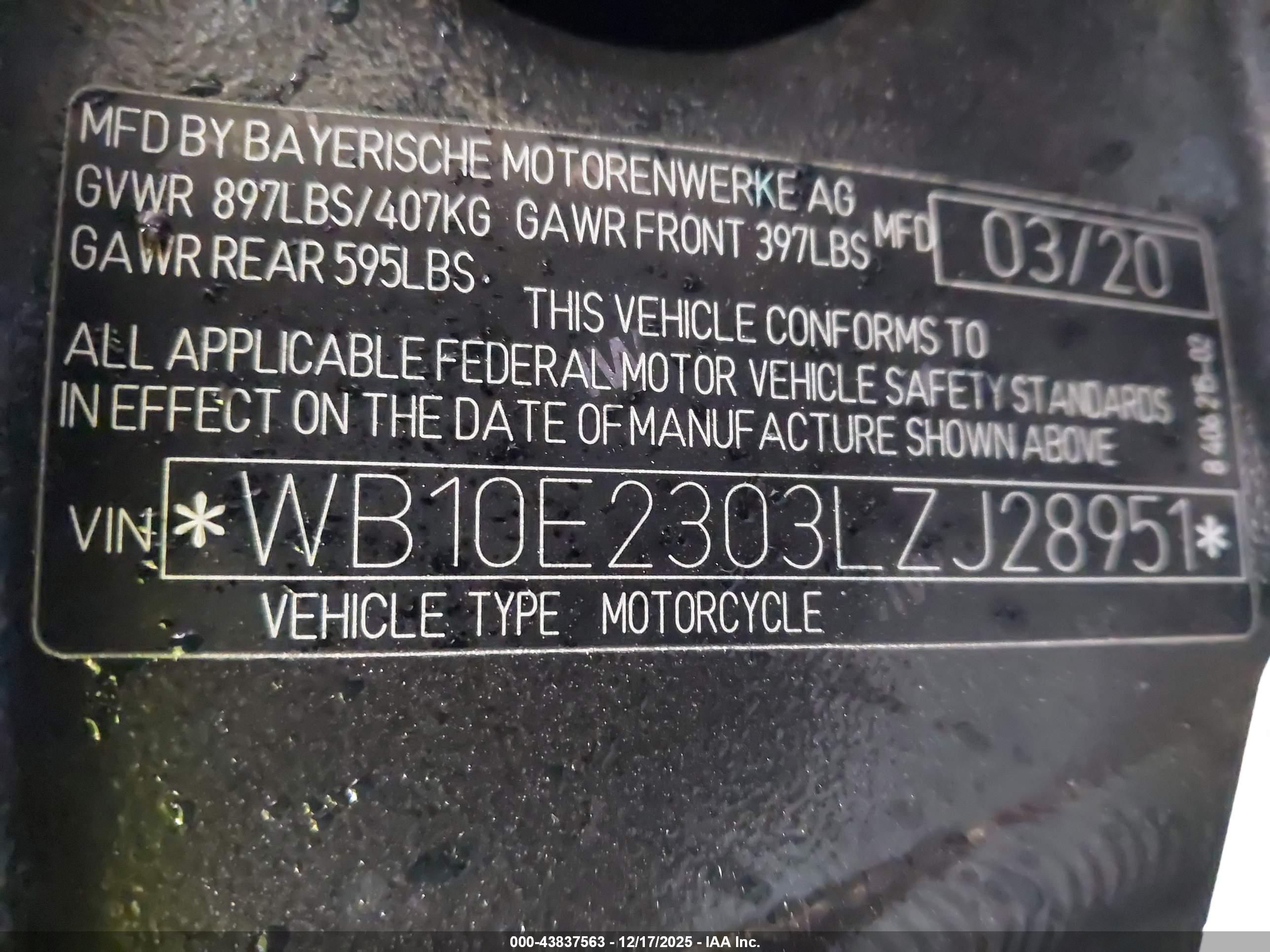 BMW S image 10