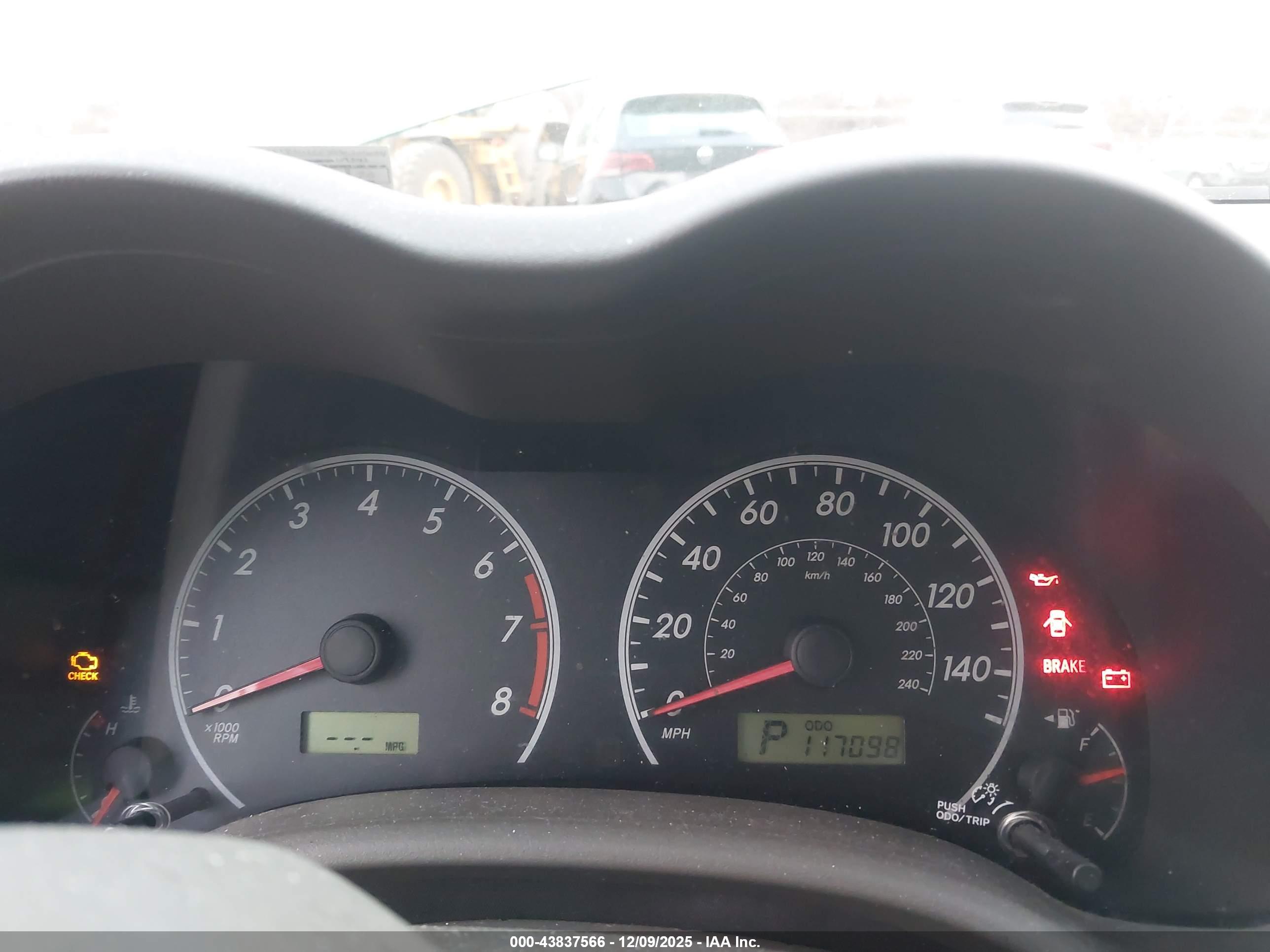 TOYOTA COROLLA image 7
