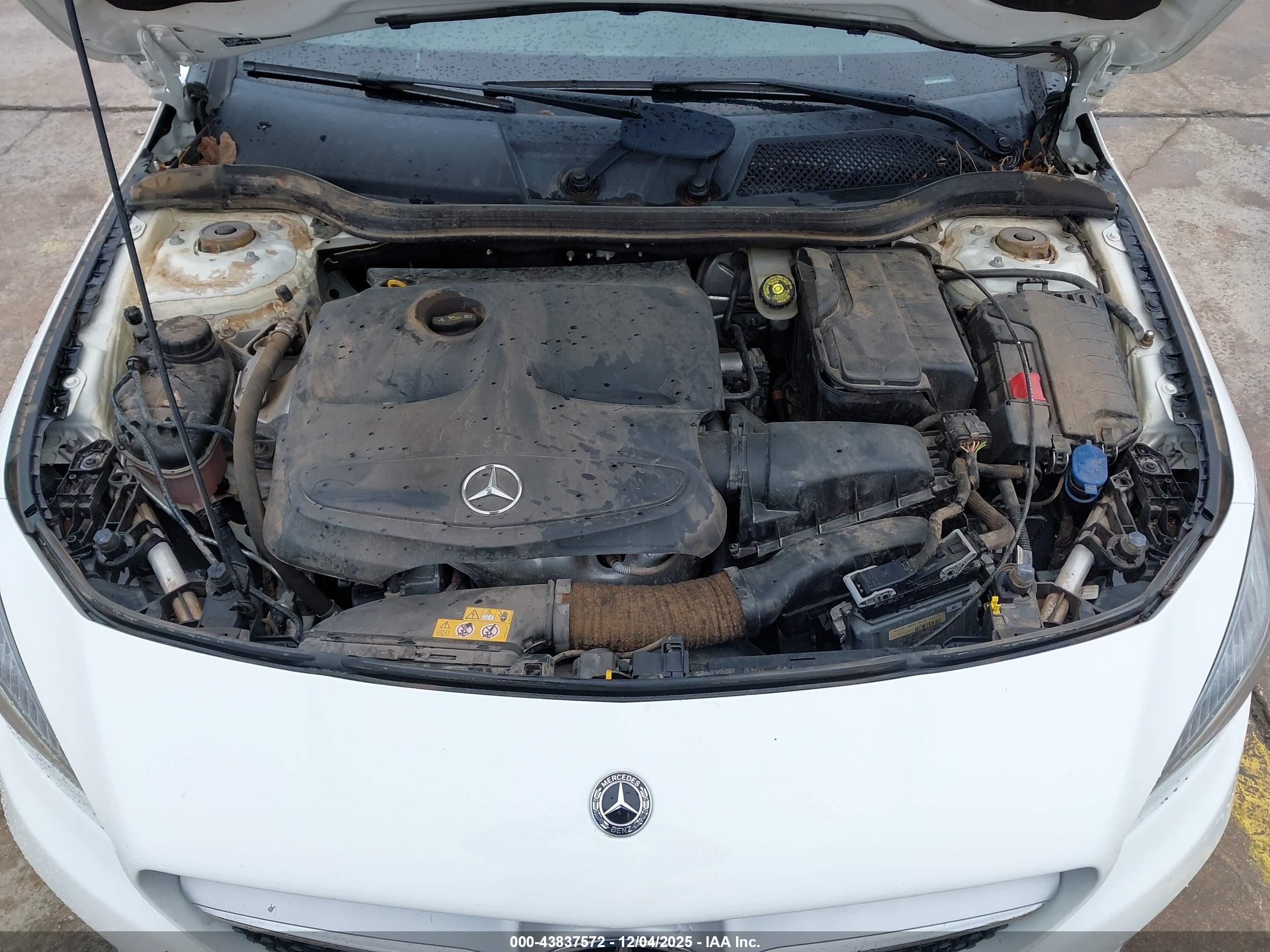 MERCEDES-BENZ CLA image 10