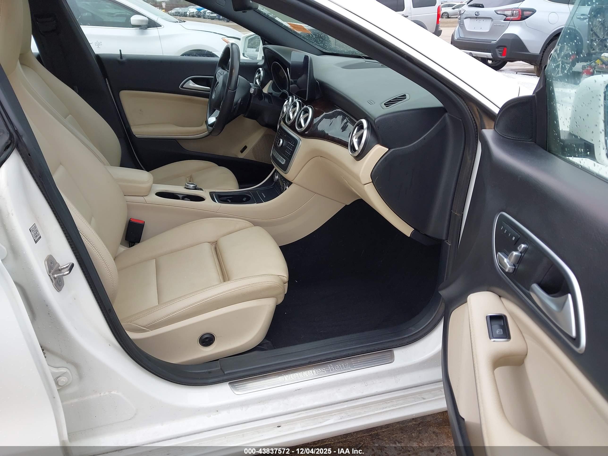 MERCEDES-BENZ CLA image 5