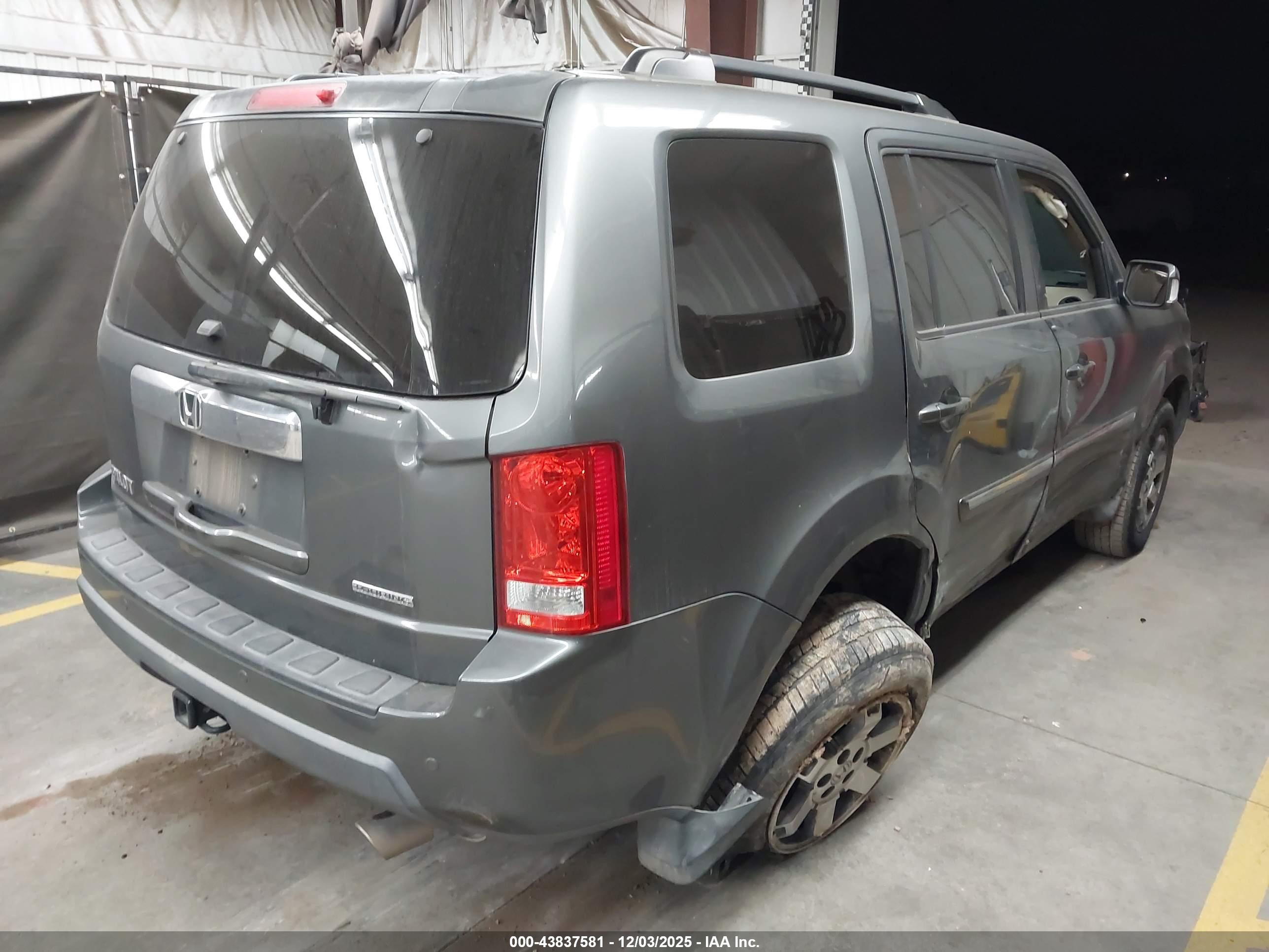HONDA PILOT image 4