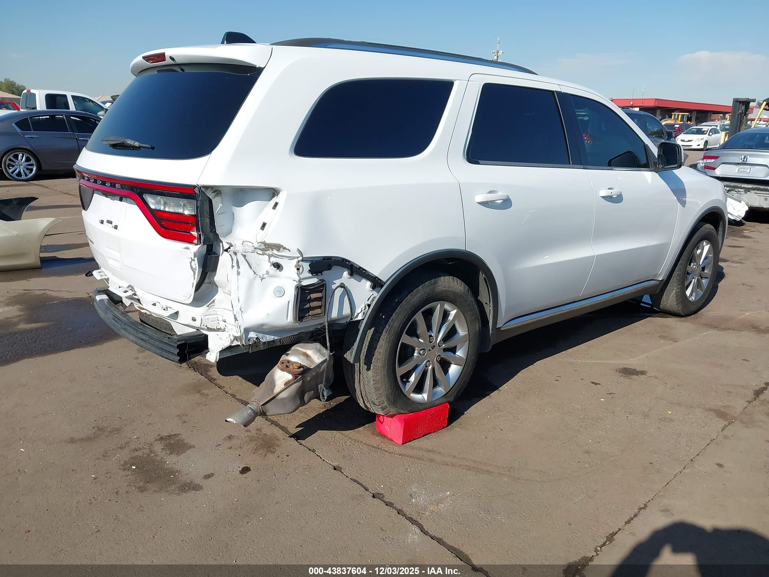 DODGE DURANGO image 4