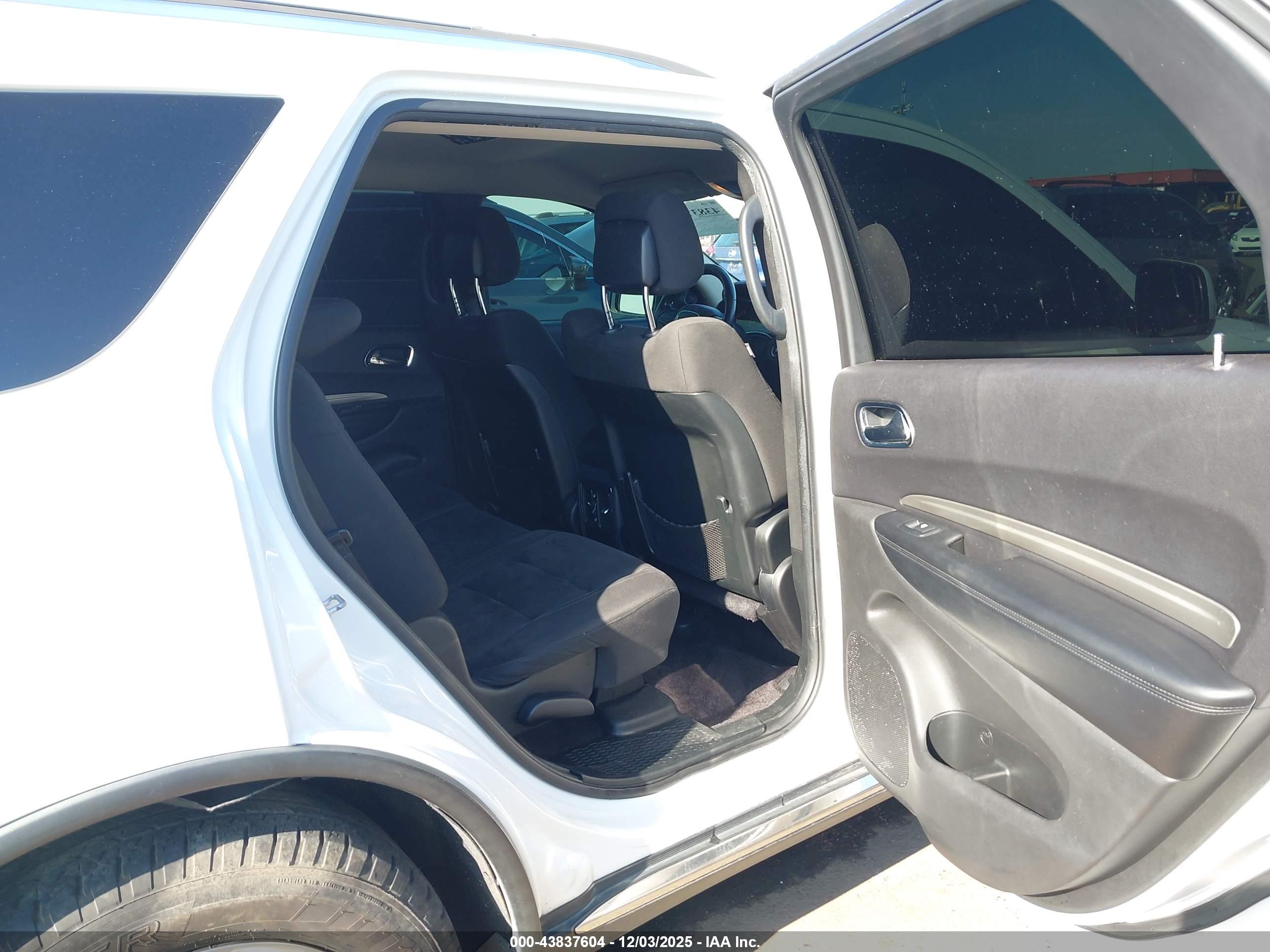 DODGE DURANGO image 8