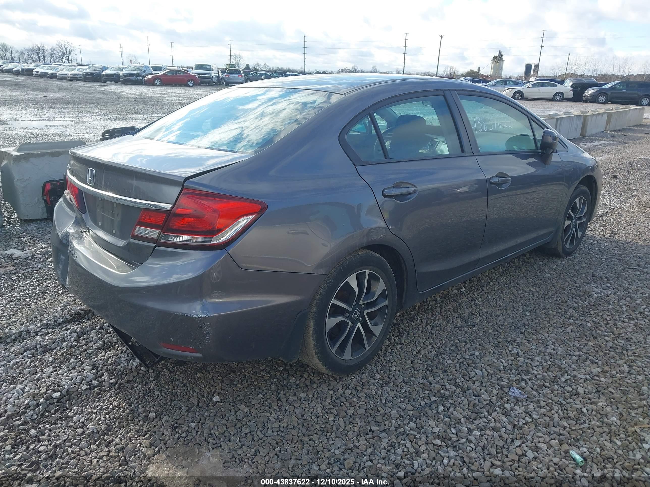 HONDA CIVIC image 4