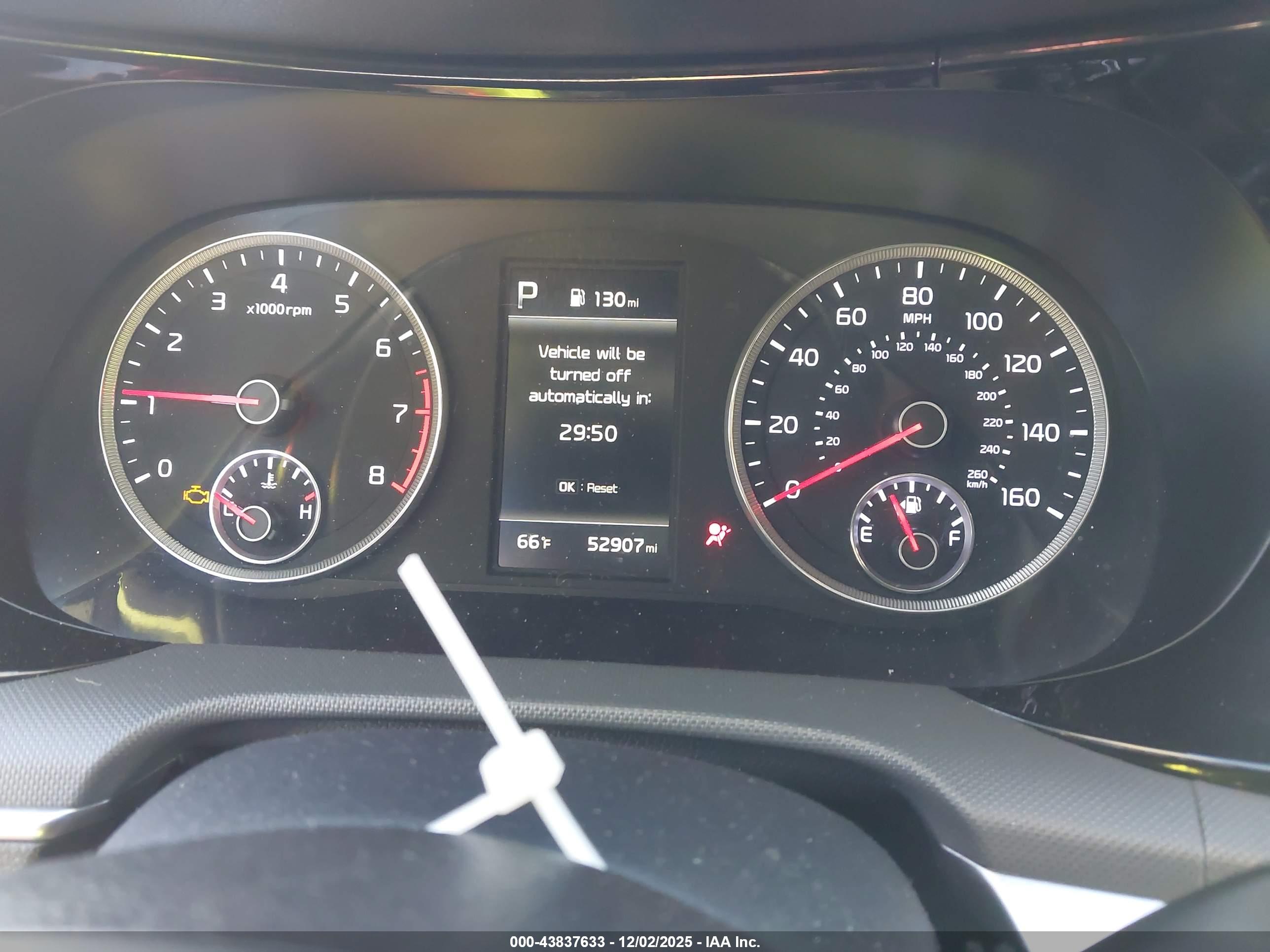 KIA K5 image 7