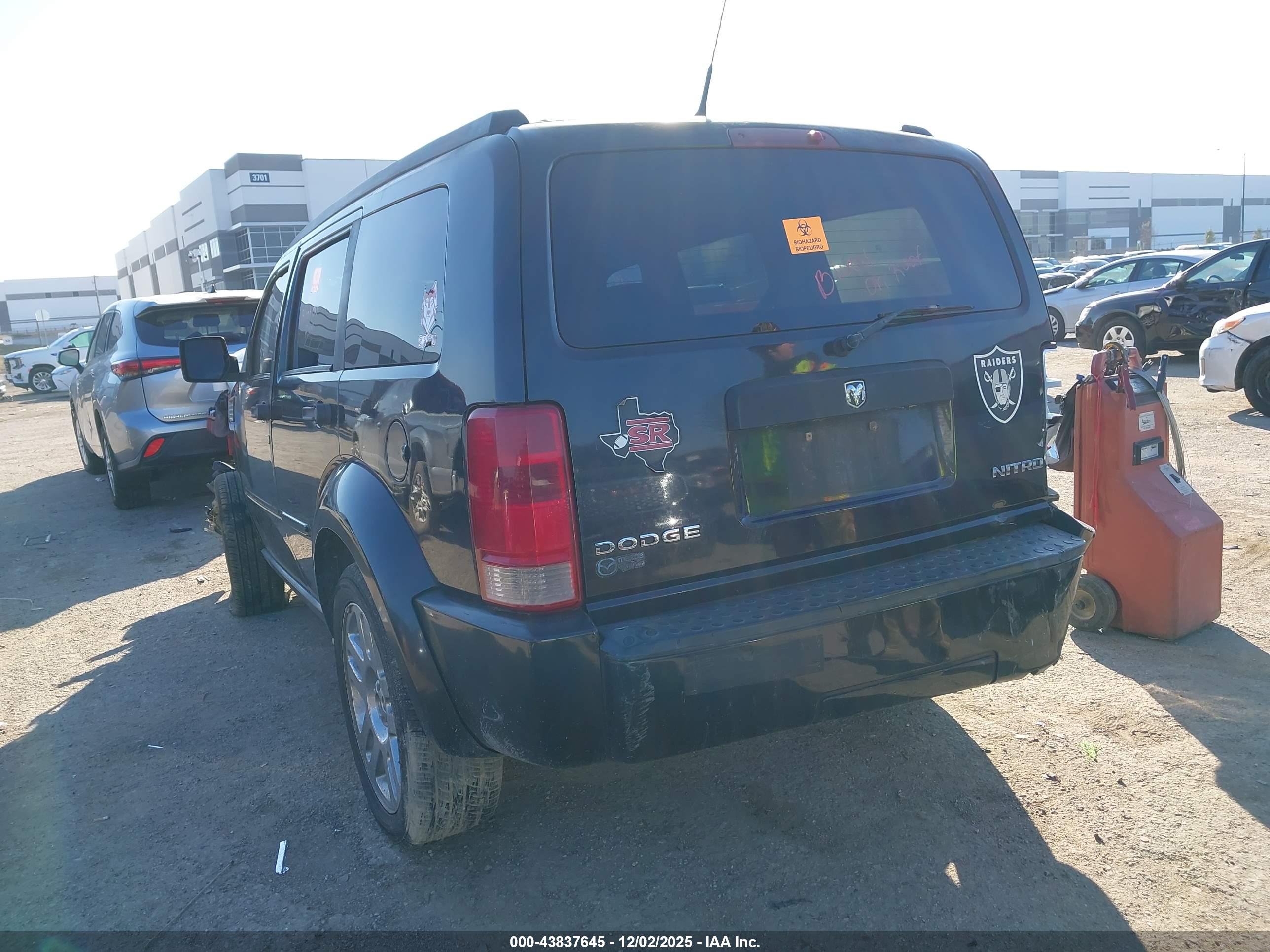 DODGE NITRO image 3