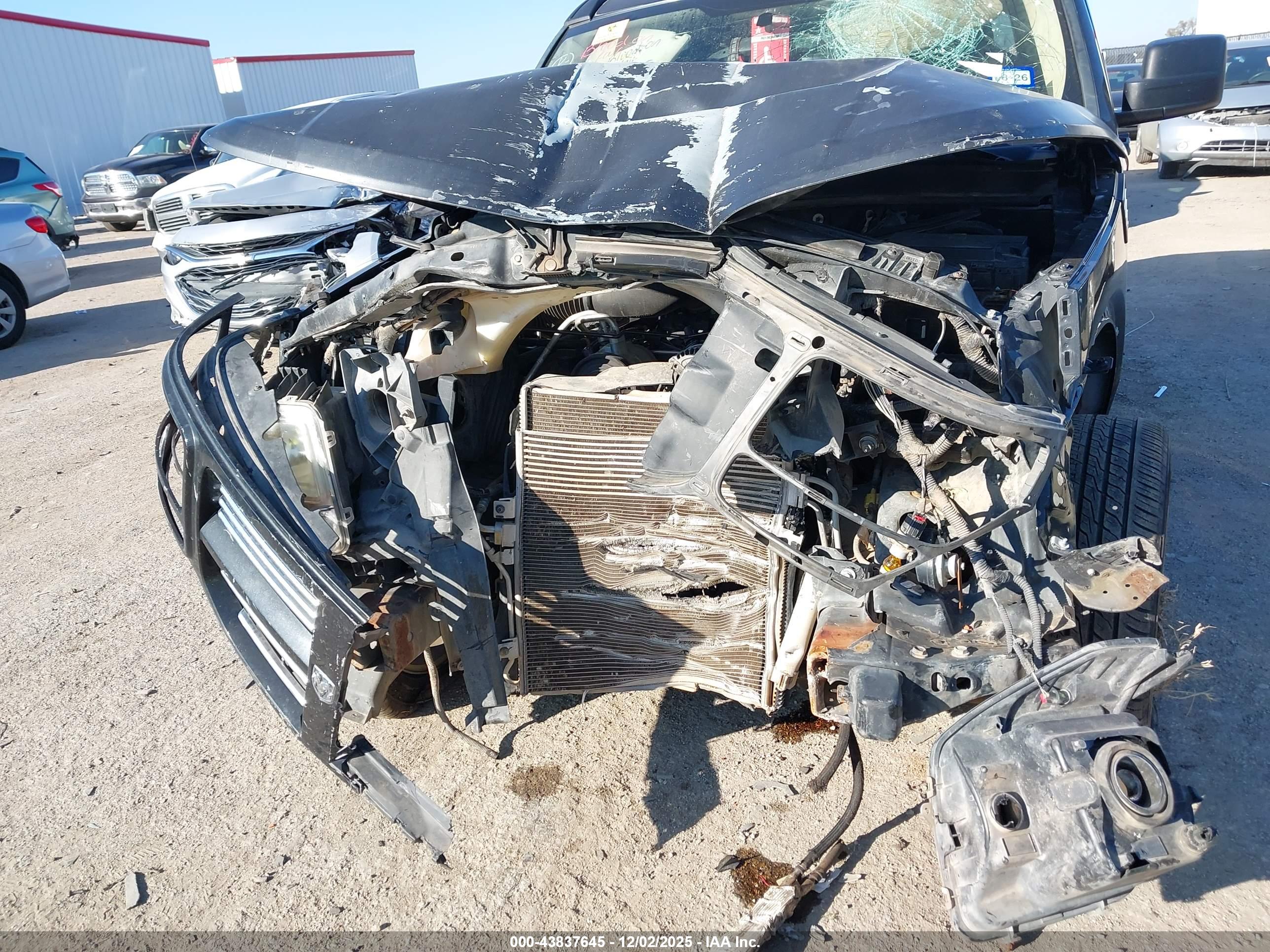 DODGE NITRO image 6