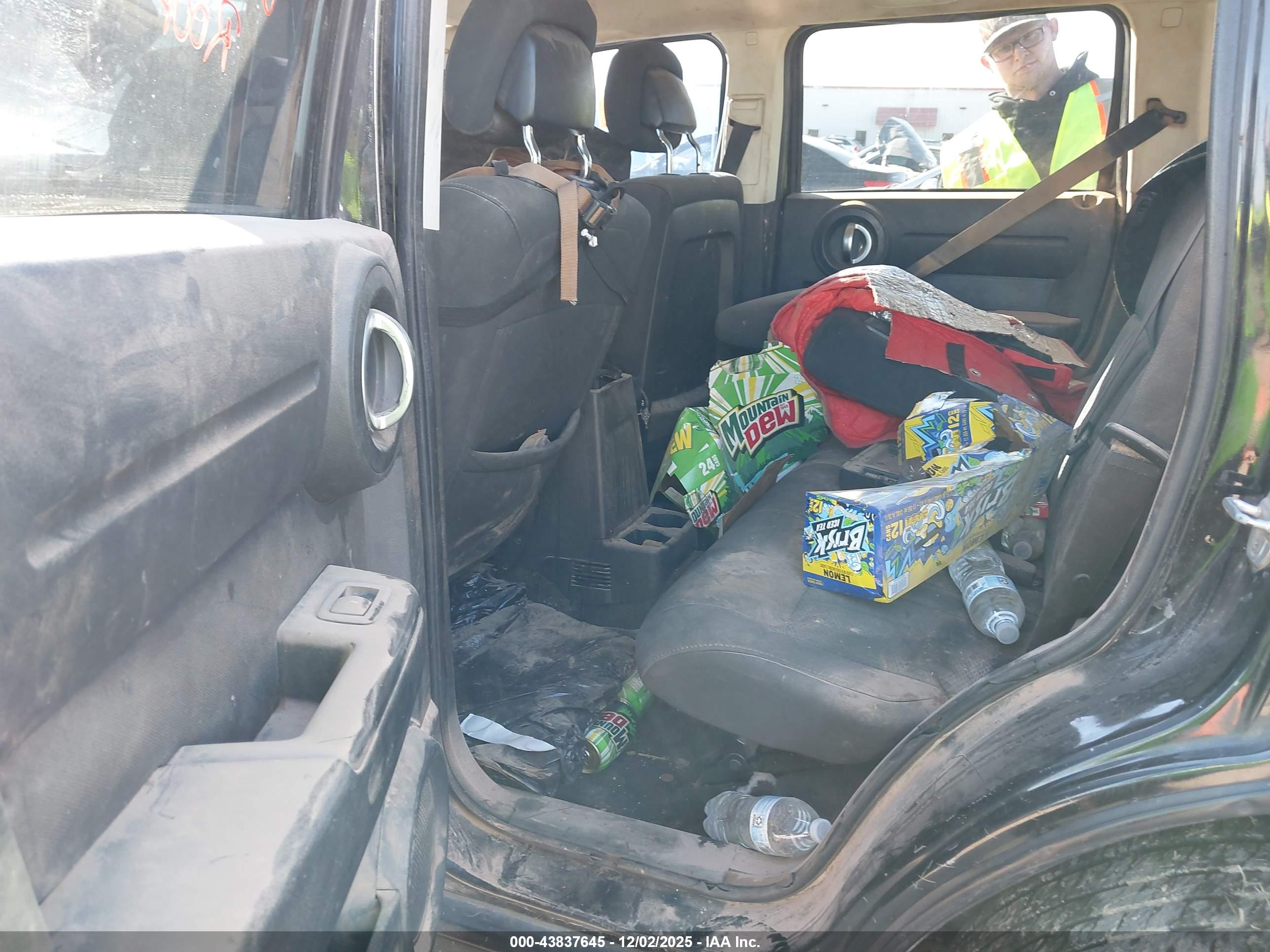 DODGE NITRO image 8
