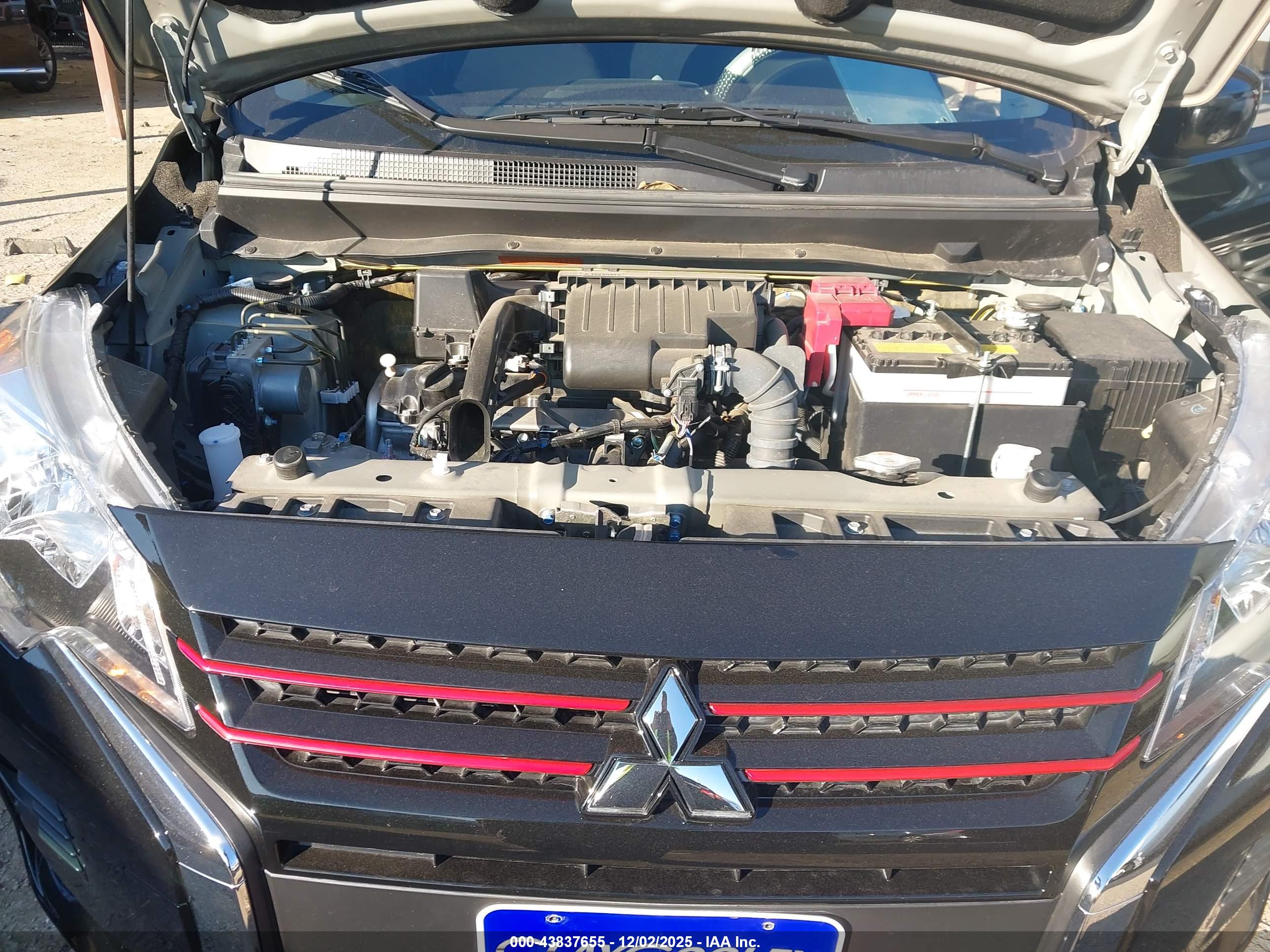 MITSUBISHI MIRAGE image 10