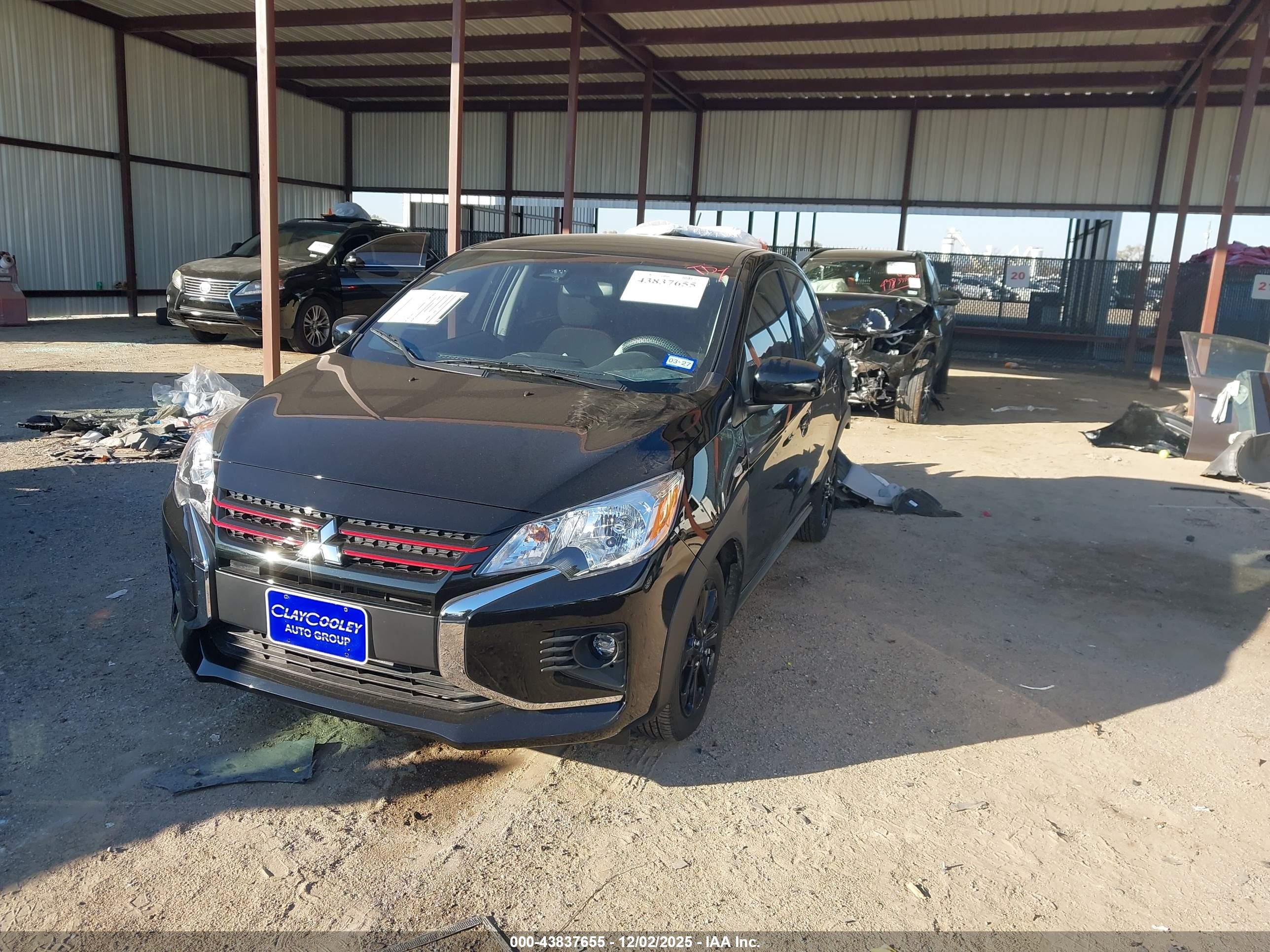 MITSUBISHI MIRAGE image 2