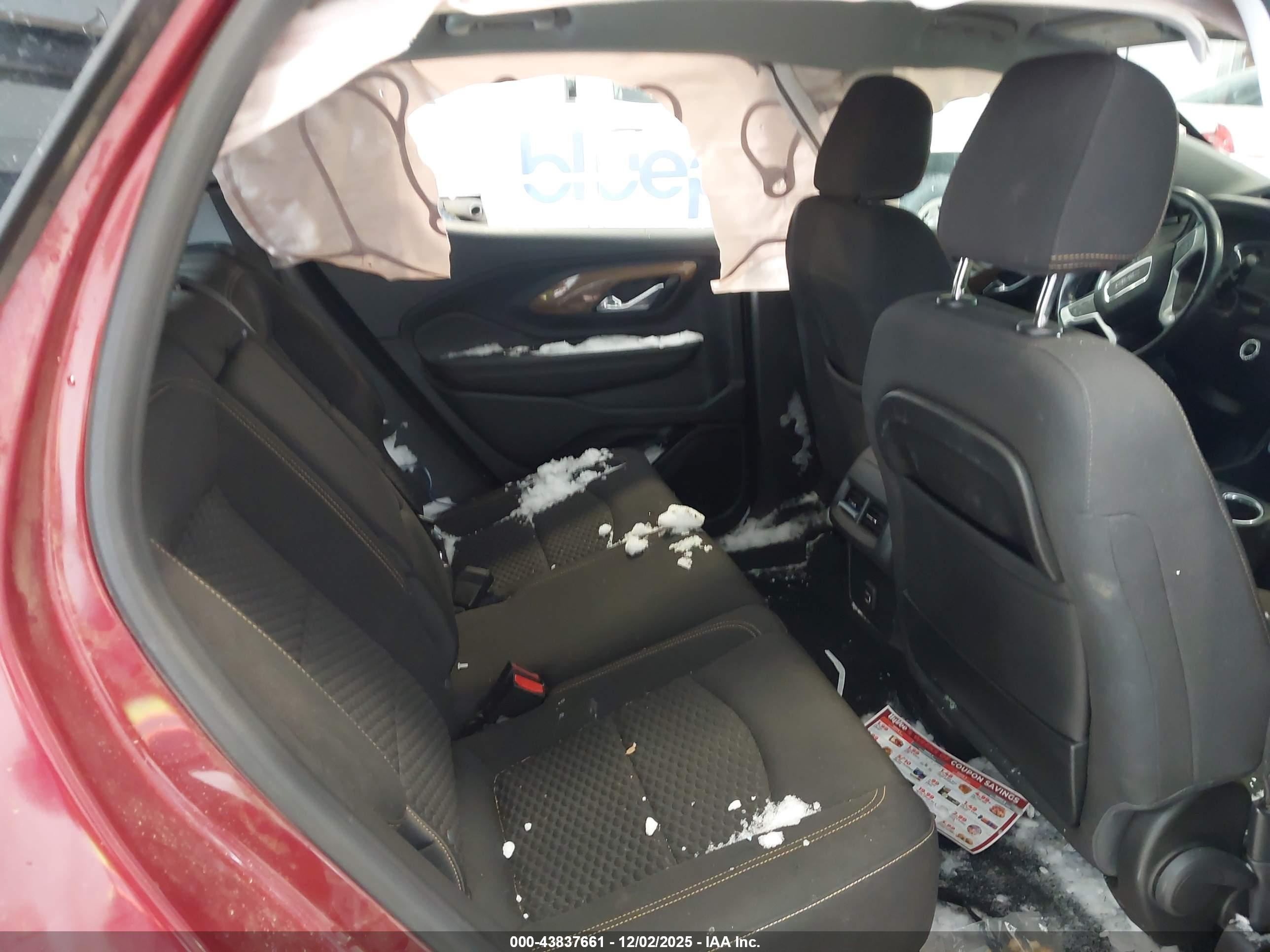 GMC TERRAIN image 8