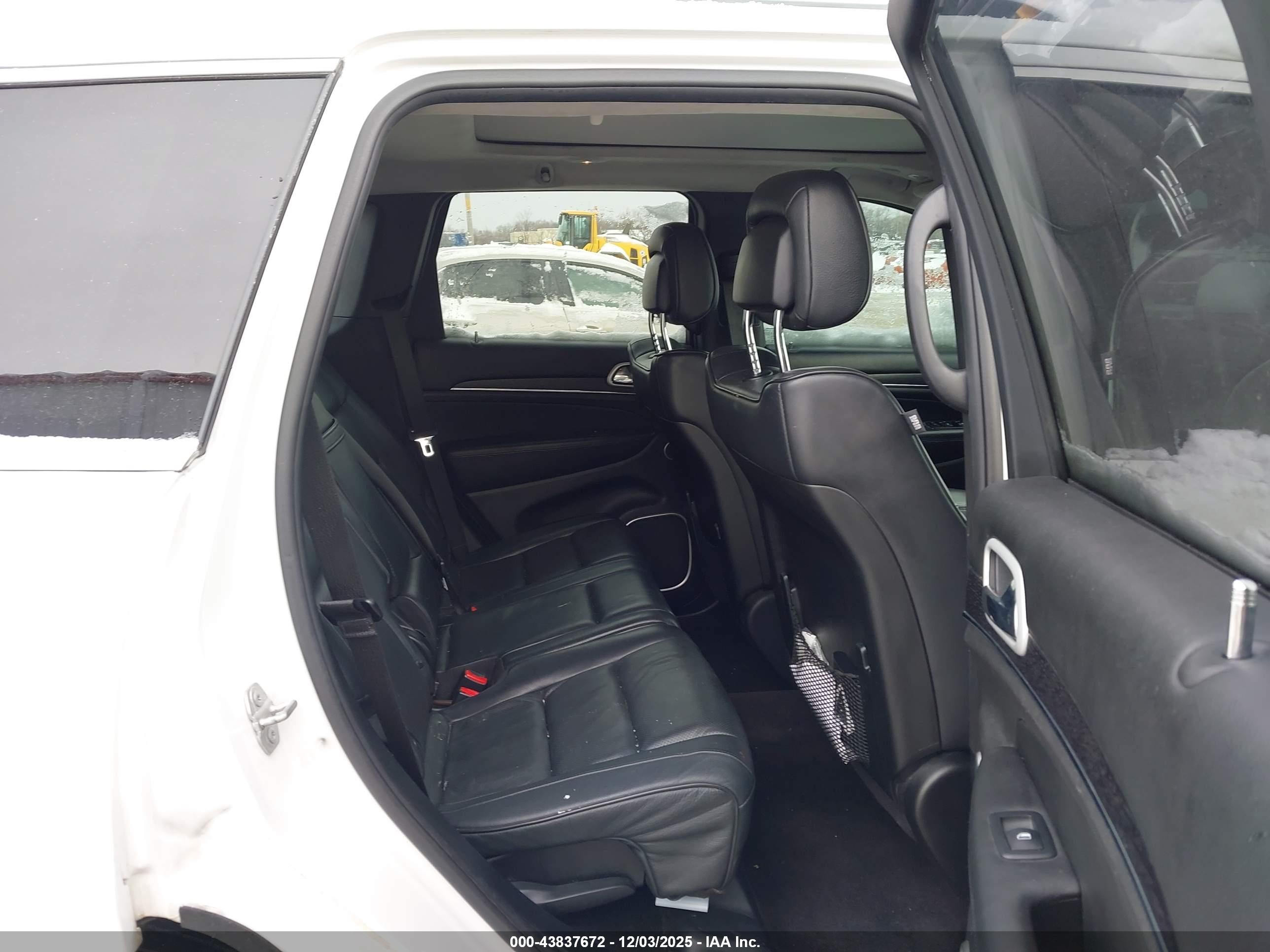 JEEP GRAND image 8