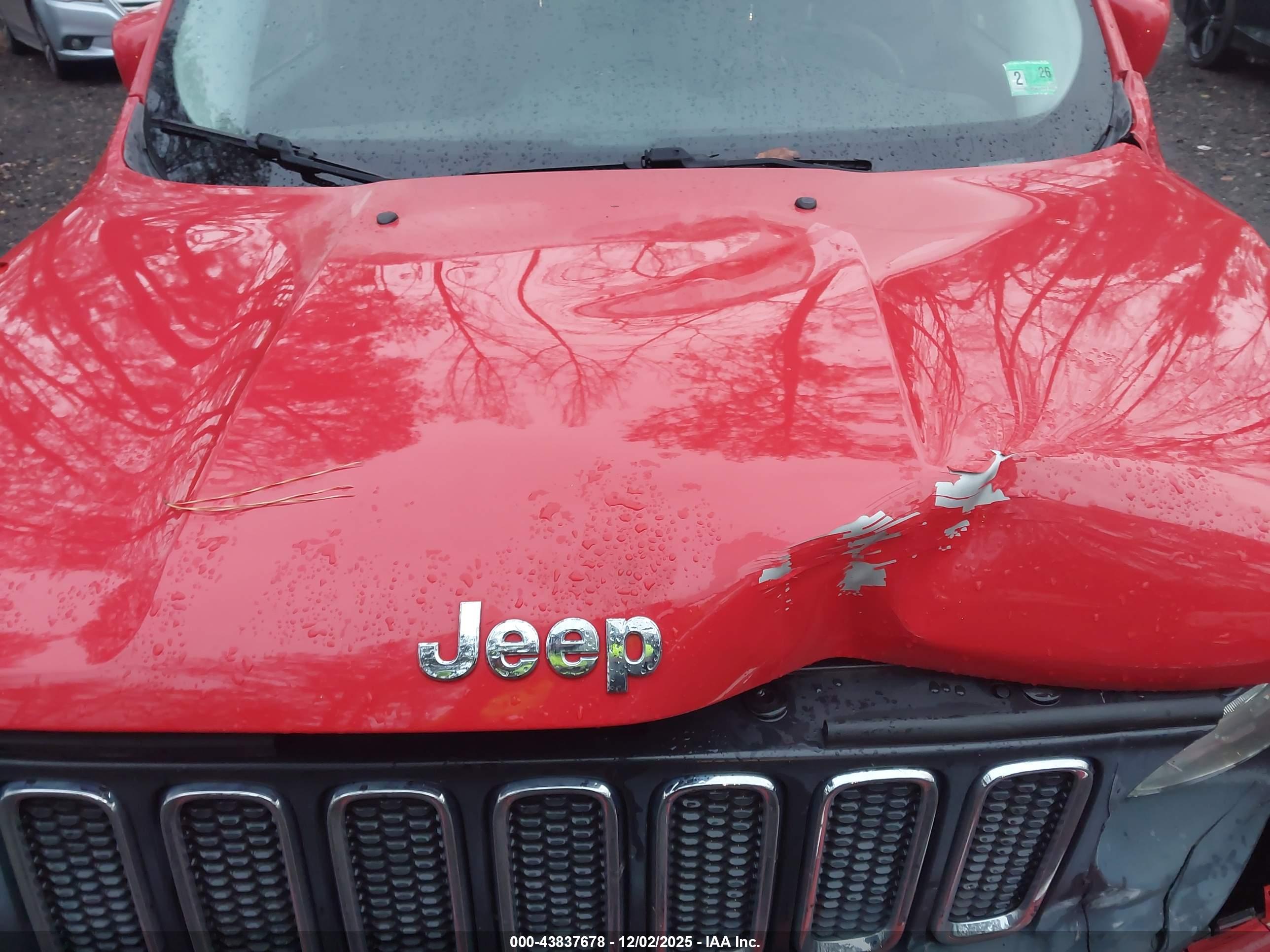 JEEP RENEGADE image 10