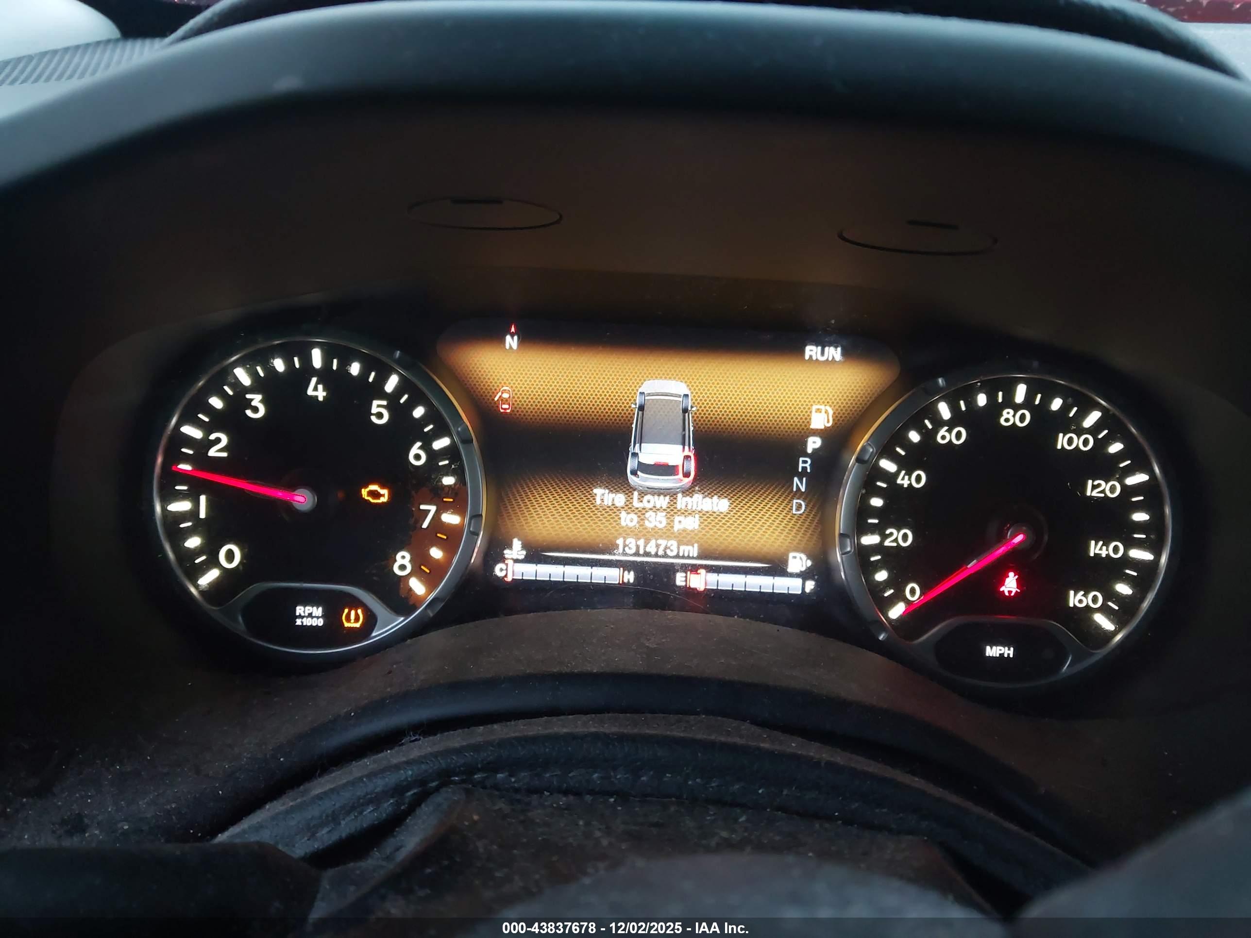 JEEP RENEGADE image 7