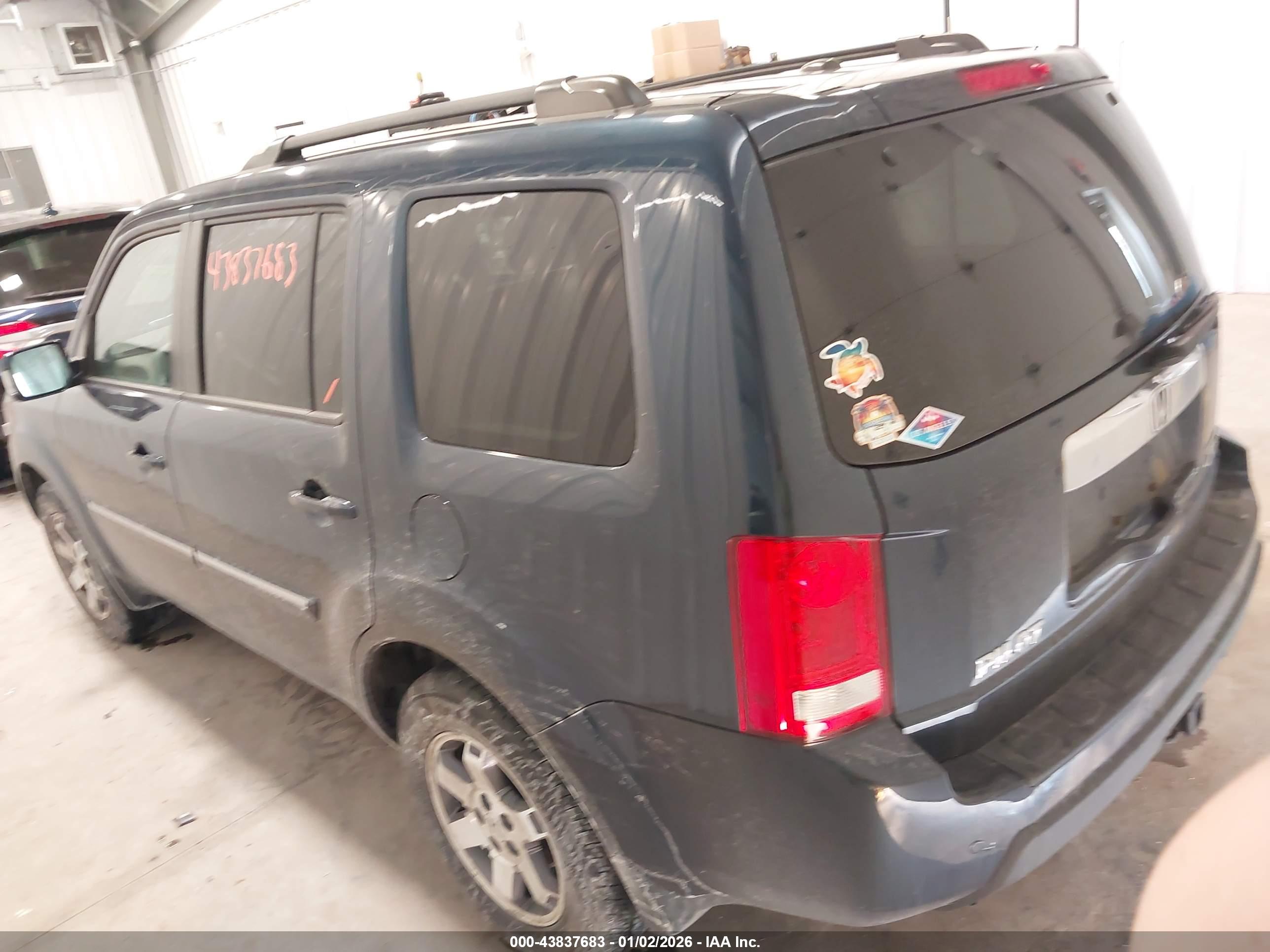HONDA PILOT image 3