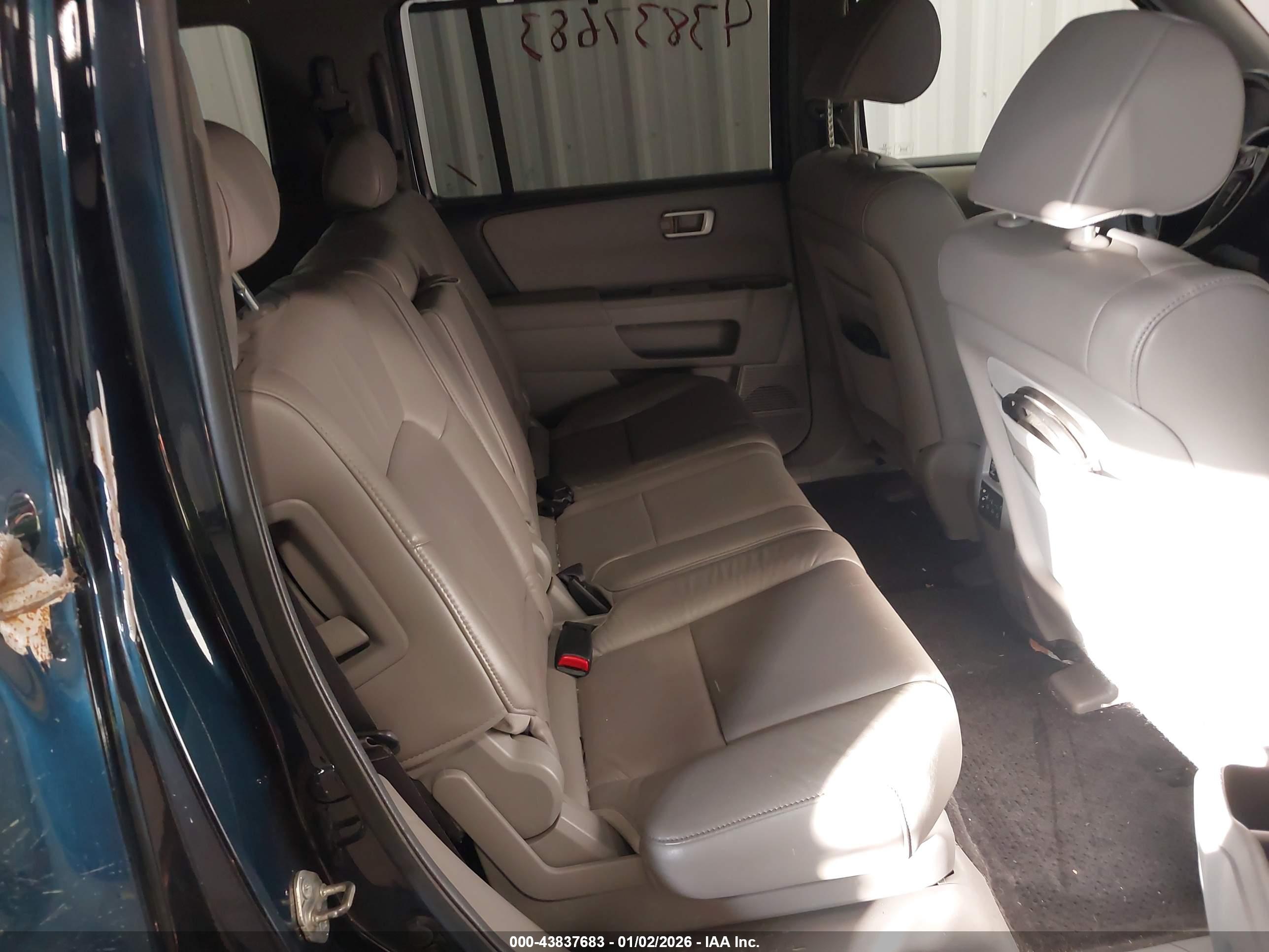 HONDA PILOT image 8