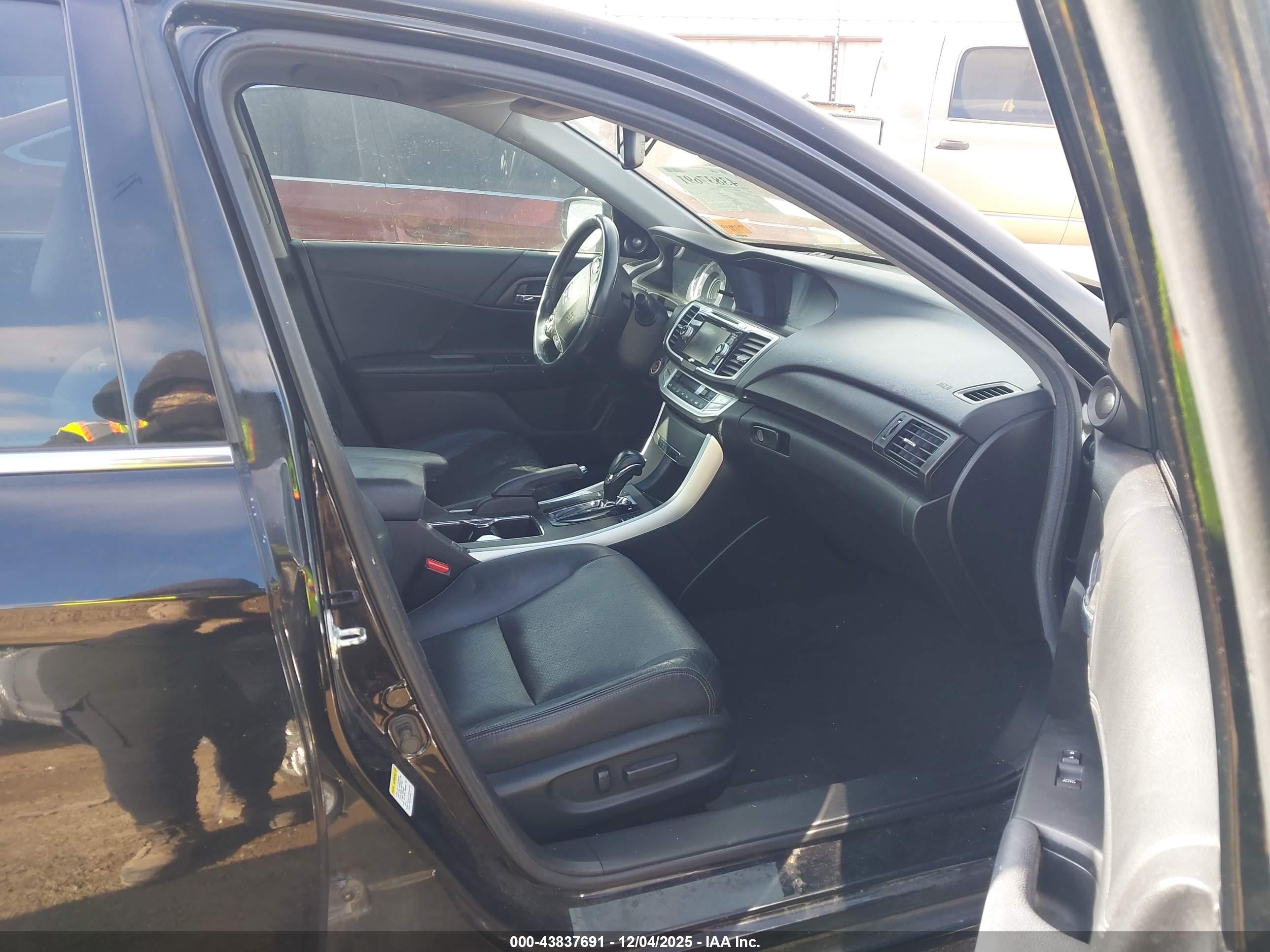 HONDA ACCORD image 5