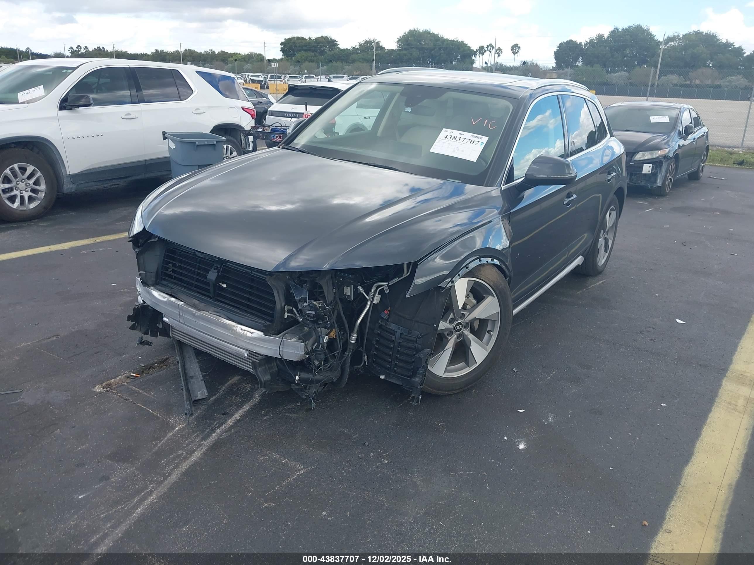 AUDI Q5 image 6