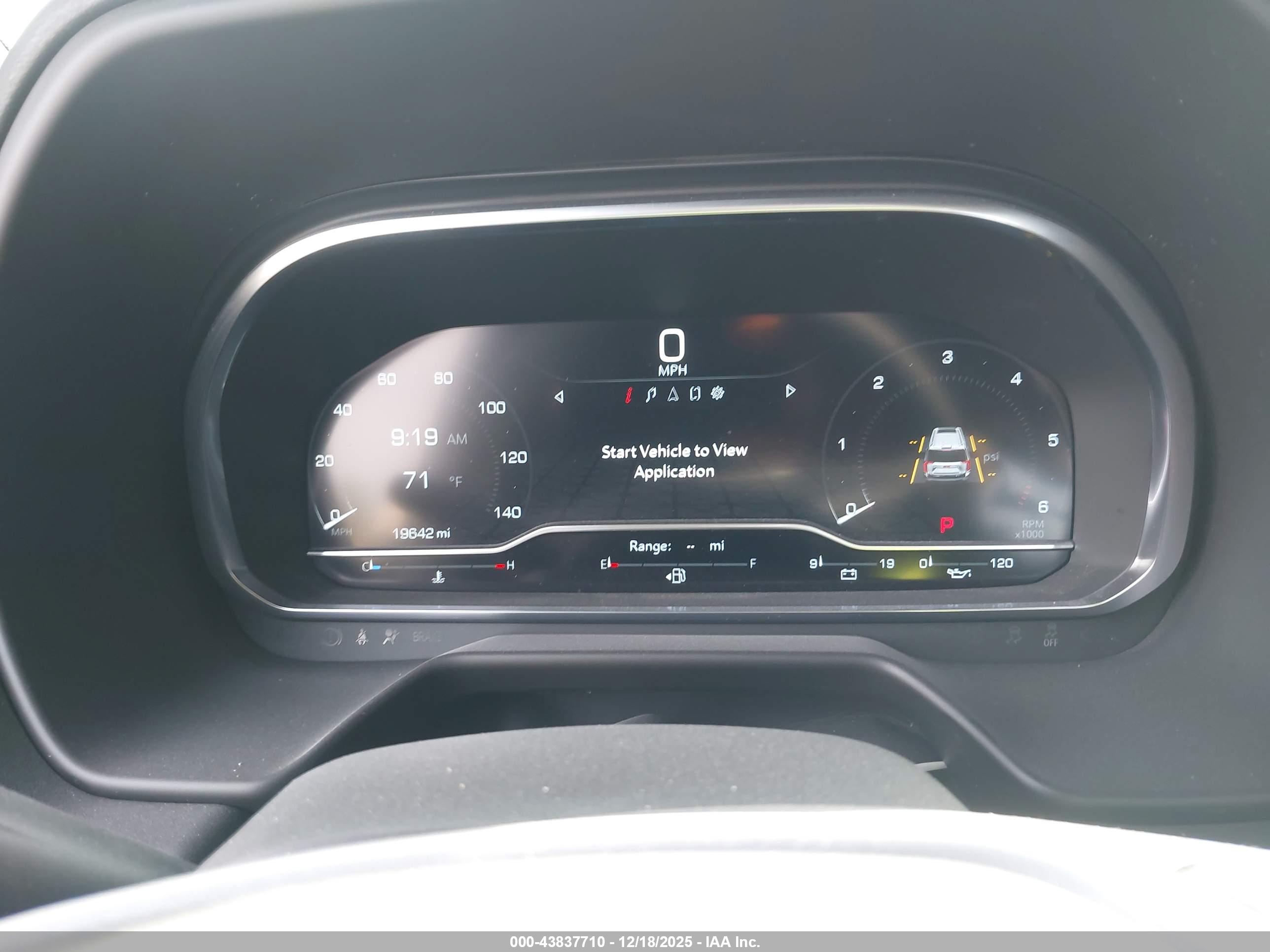 GMC YUKON image 7