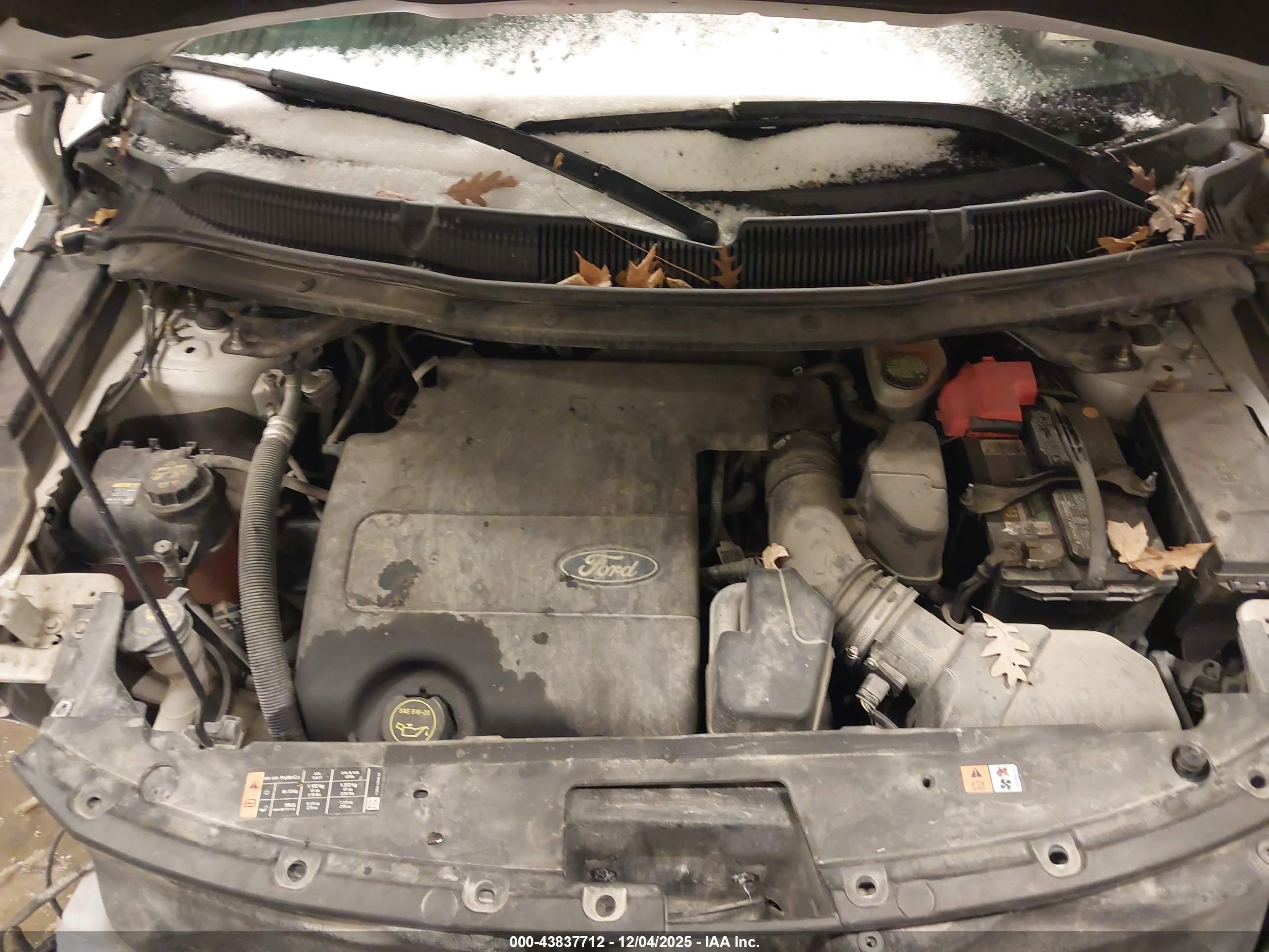 FORD EXPLORER image 10