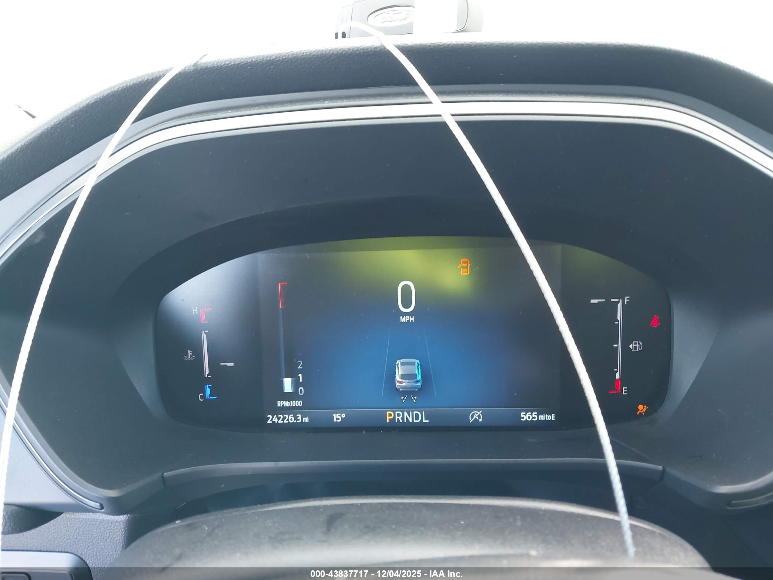 FORD ESCAPE image 7
