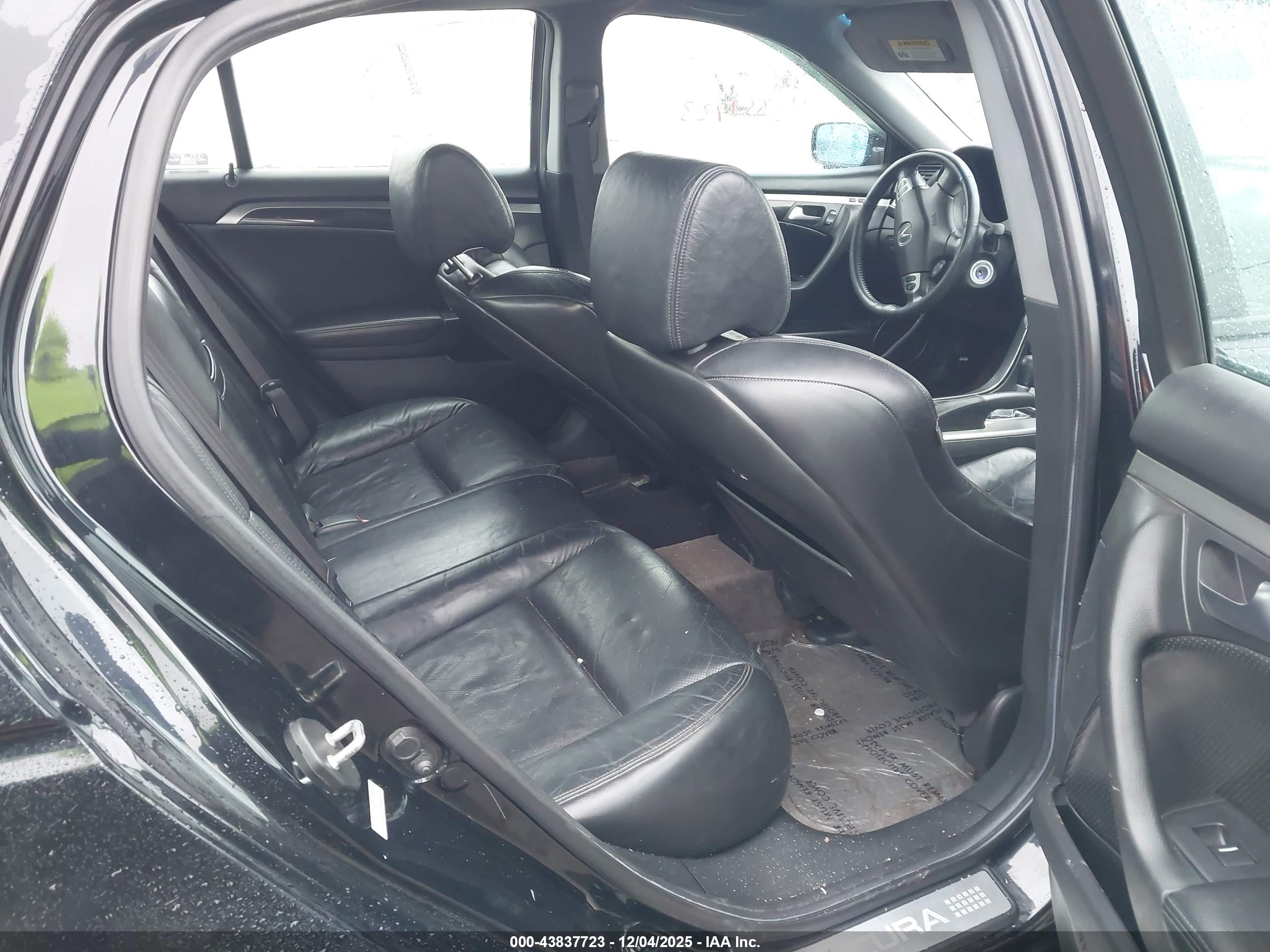 ACURA TL image 8